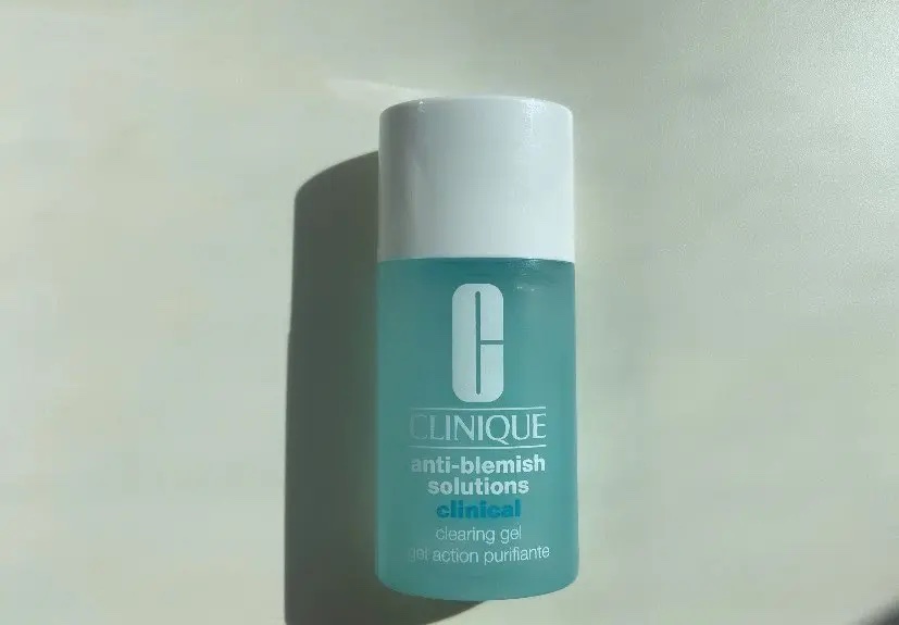 クリニーク　アクネクリアリングジェル　薬用美容　30ml 医薬部外品4本 CLINIQUE クリニーク アクネ クリアリング ジェル 30ml : アットコスメ