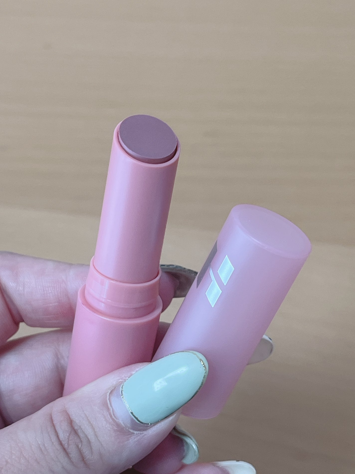 ミルキーデュバーム/HOLIKA HOLIKA/口紅を使ったクチコミ(2枚目)