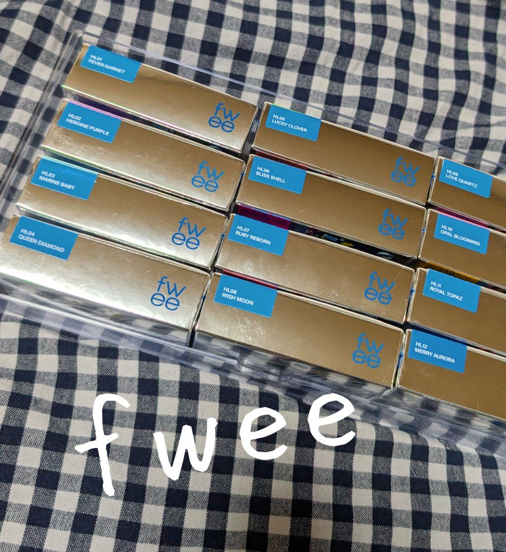 フィー グリッツストーンハイライター/fwee/パウダーハイライトを使ったクチコミ（1枚目）