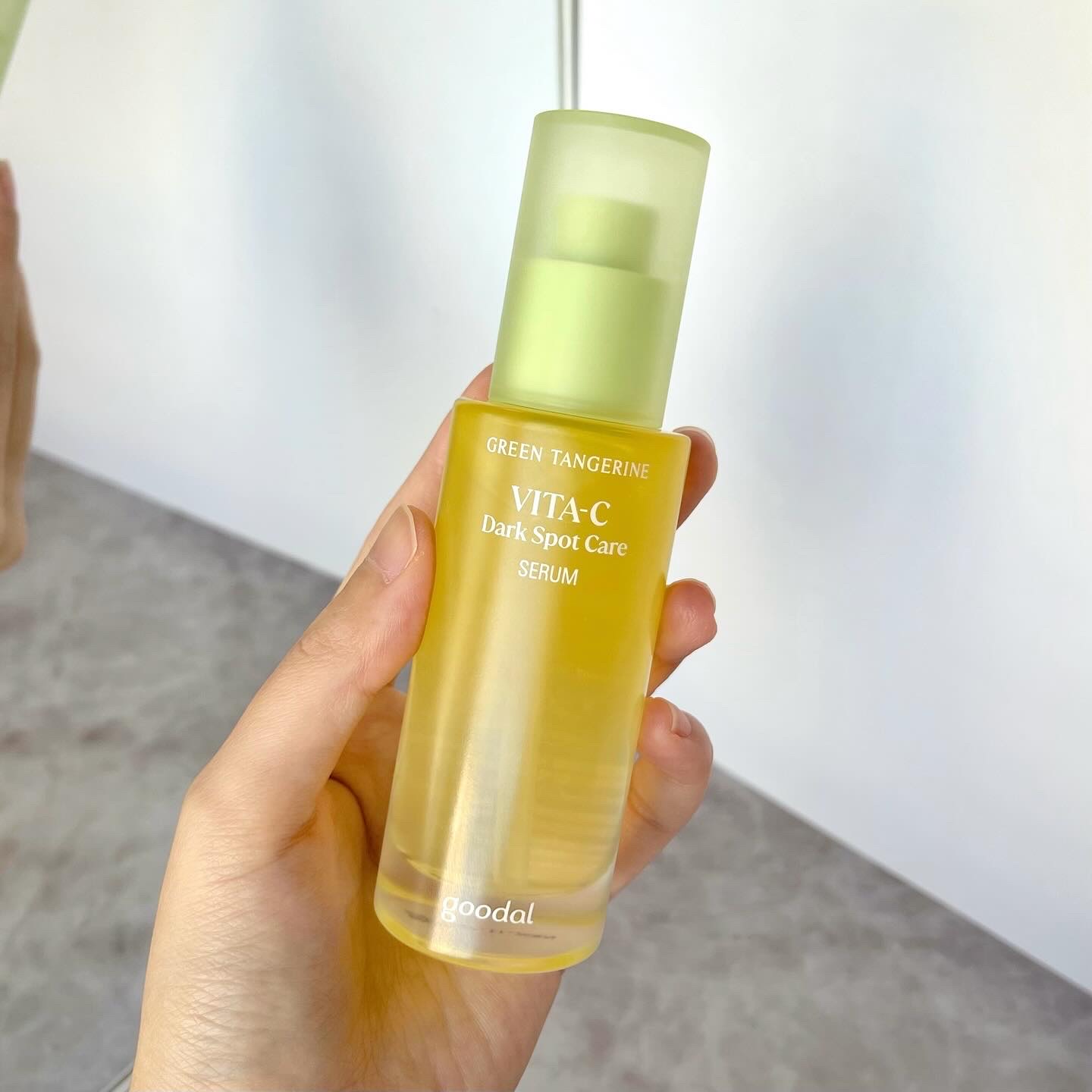 グリーンタンジェリン ビタC ダークスポットケアセラム/goodal/美容液を使ったクチコミ（2枚目）