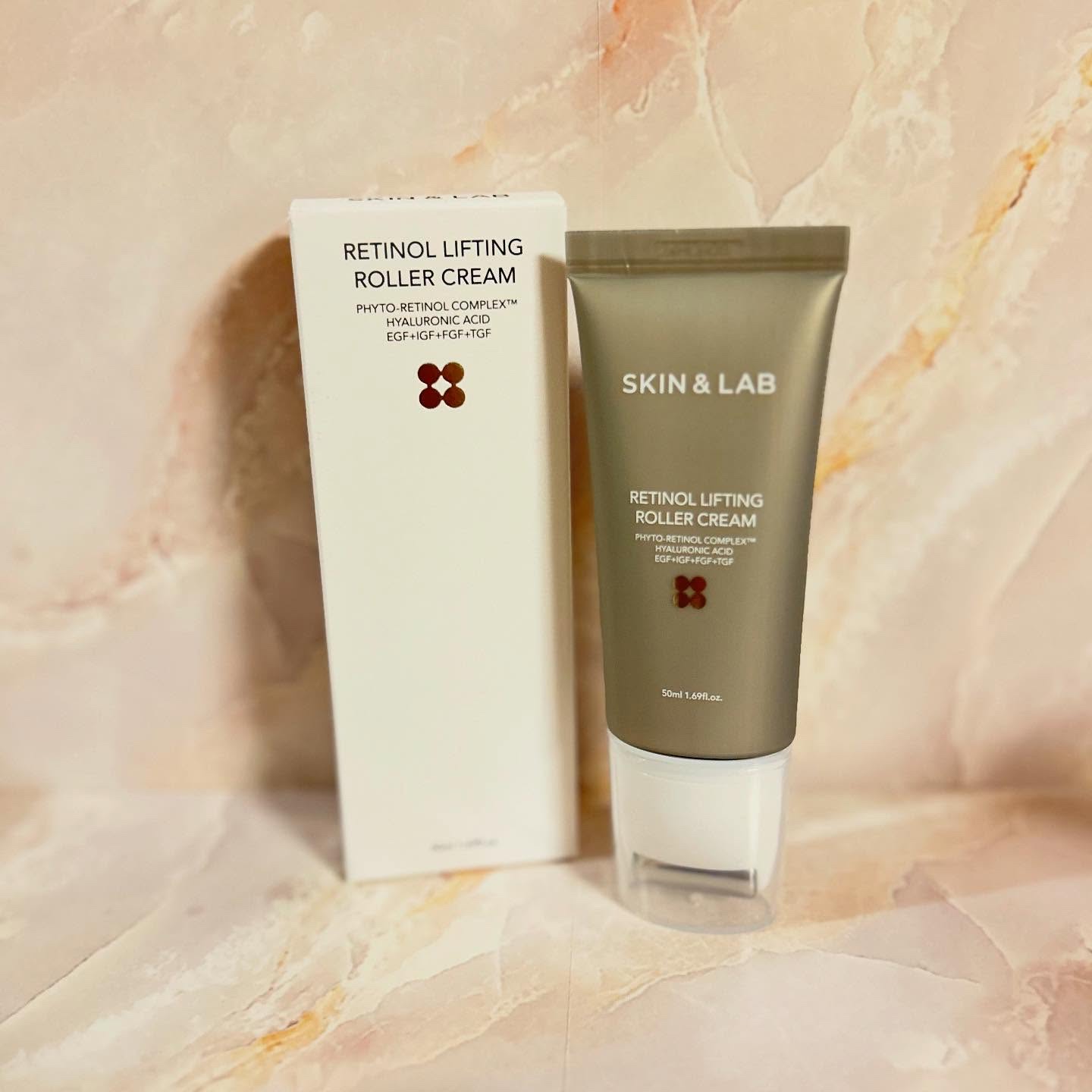 レチノールリフティングローラークリーム/SKIN&LAB/フェイスクリームを使ったクチコミ（2枚目）