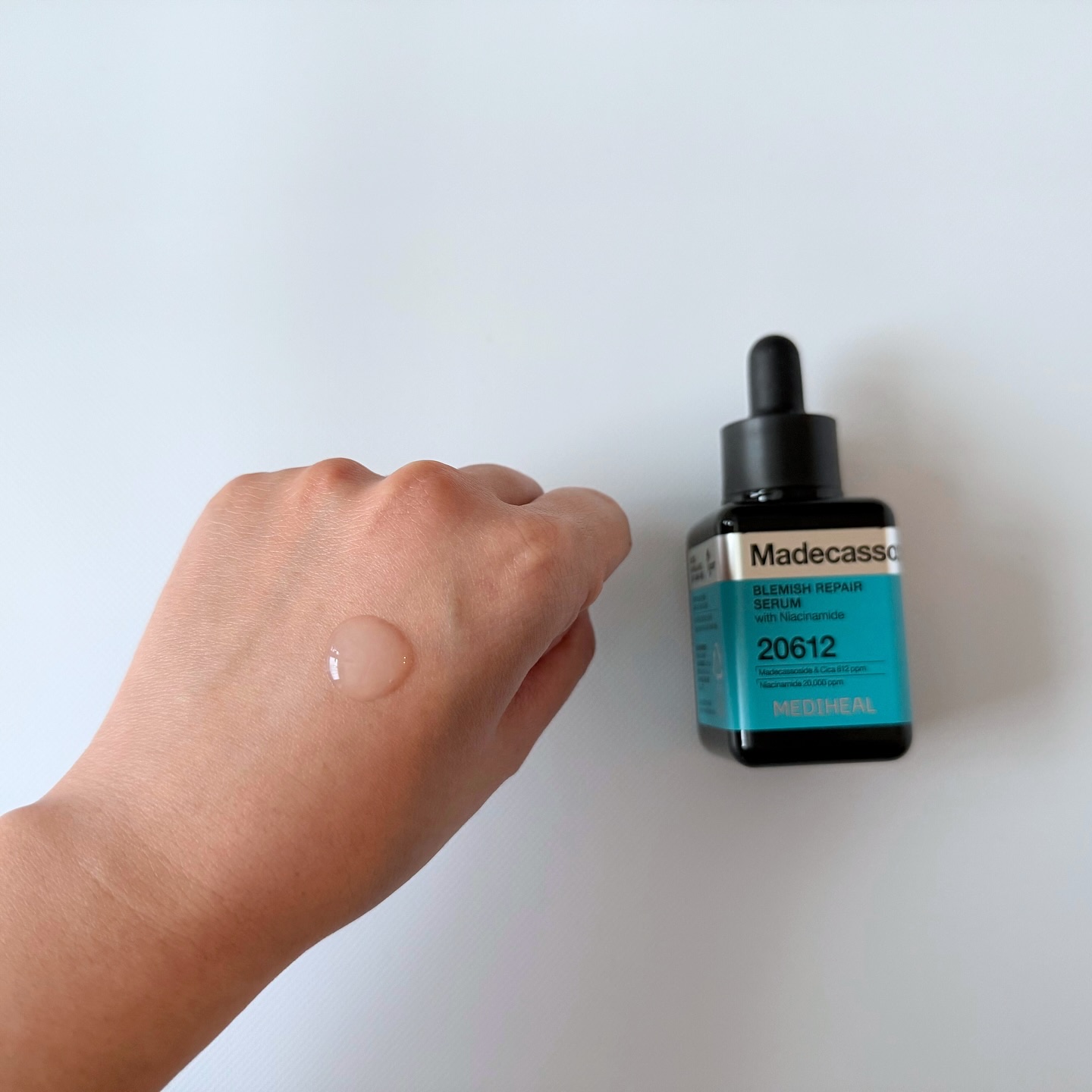 マデカソサイドブレミッシュリペアセラム/MEDIHEAL/美容液を使ったクチコミ（3枚目）