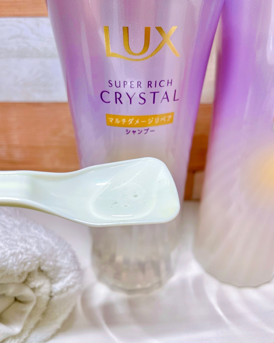 ラックス スーパーリッチクリスタル マルチダメージリペア ヘアオイル/LUX/ヘアオイルを使ったクチコミ（2枚目）