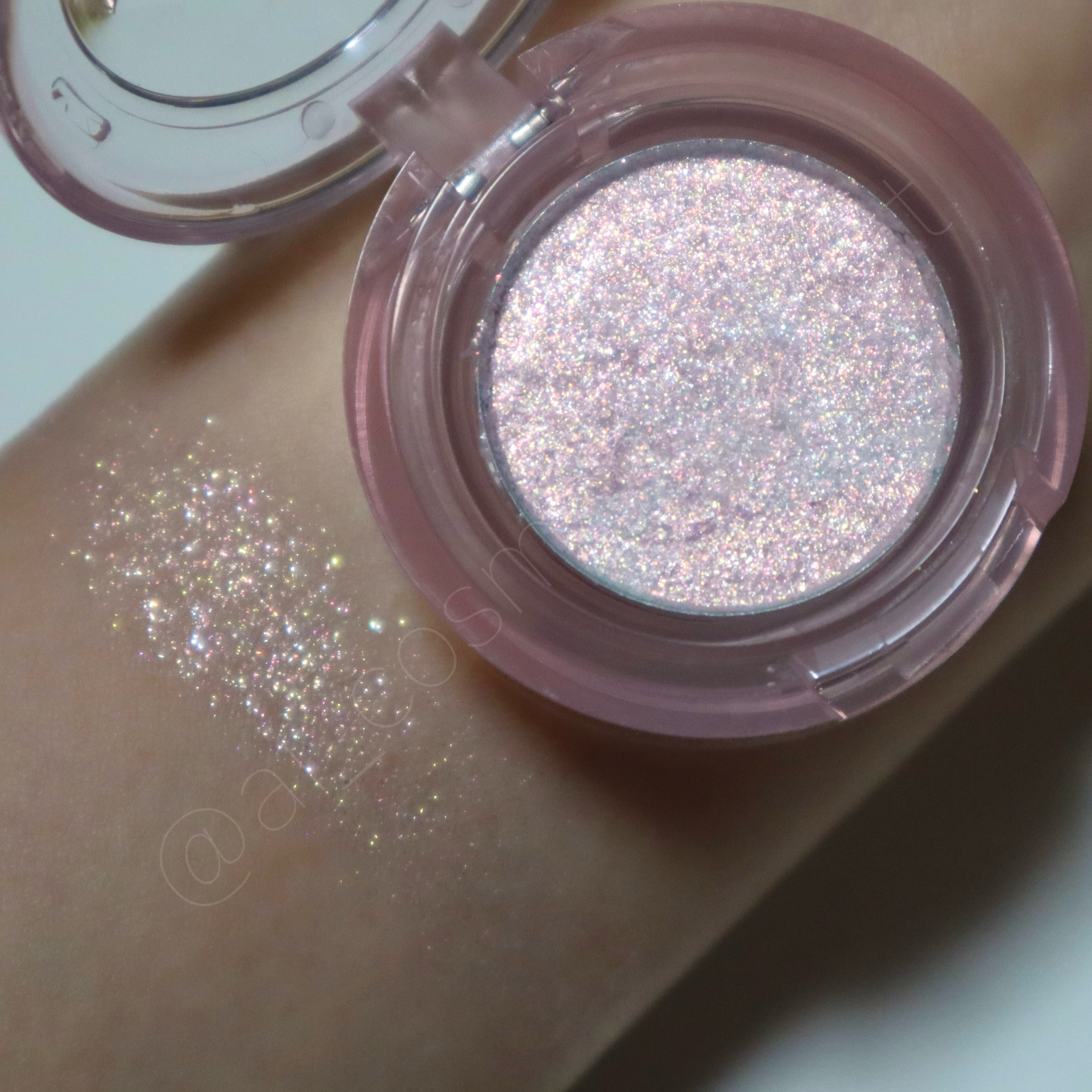 ルックアット マイアイズ  ジェムストーン/ETUDE/単色アイシャドウを使ったクチコミ（3枚目）