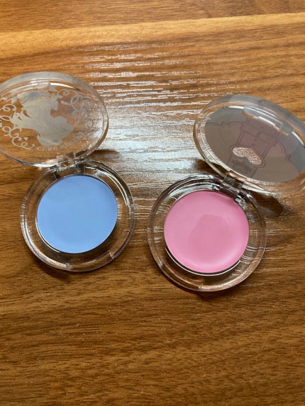 CURETTE! ポンデクルール ふたりはプリキュア マルチカラーバームのクチコミ「マット系2つ引いた。淡め発色で使いやすいけど青が結構使い所迷う。ピンクは白みあってチーク代わり.....」(2枚目)