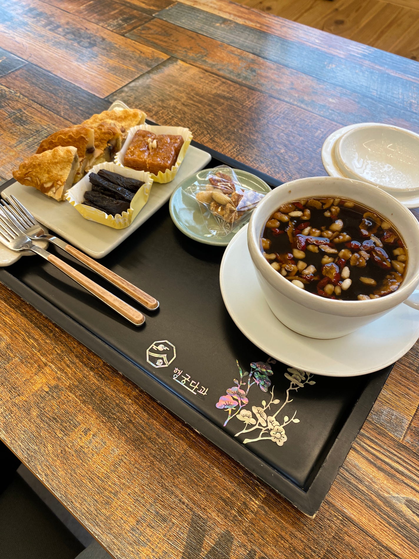 みさきち on LIPS 「韓国🇰🇷で美容旅行してきました✈️ニキビ肌荒れやダイエットをし..」(6枚目)