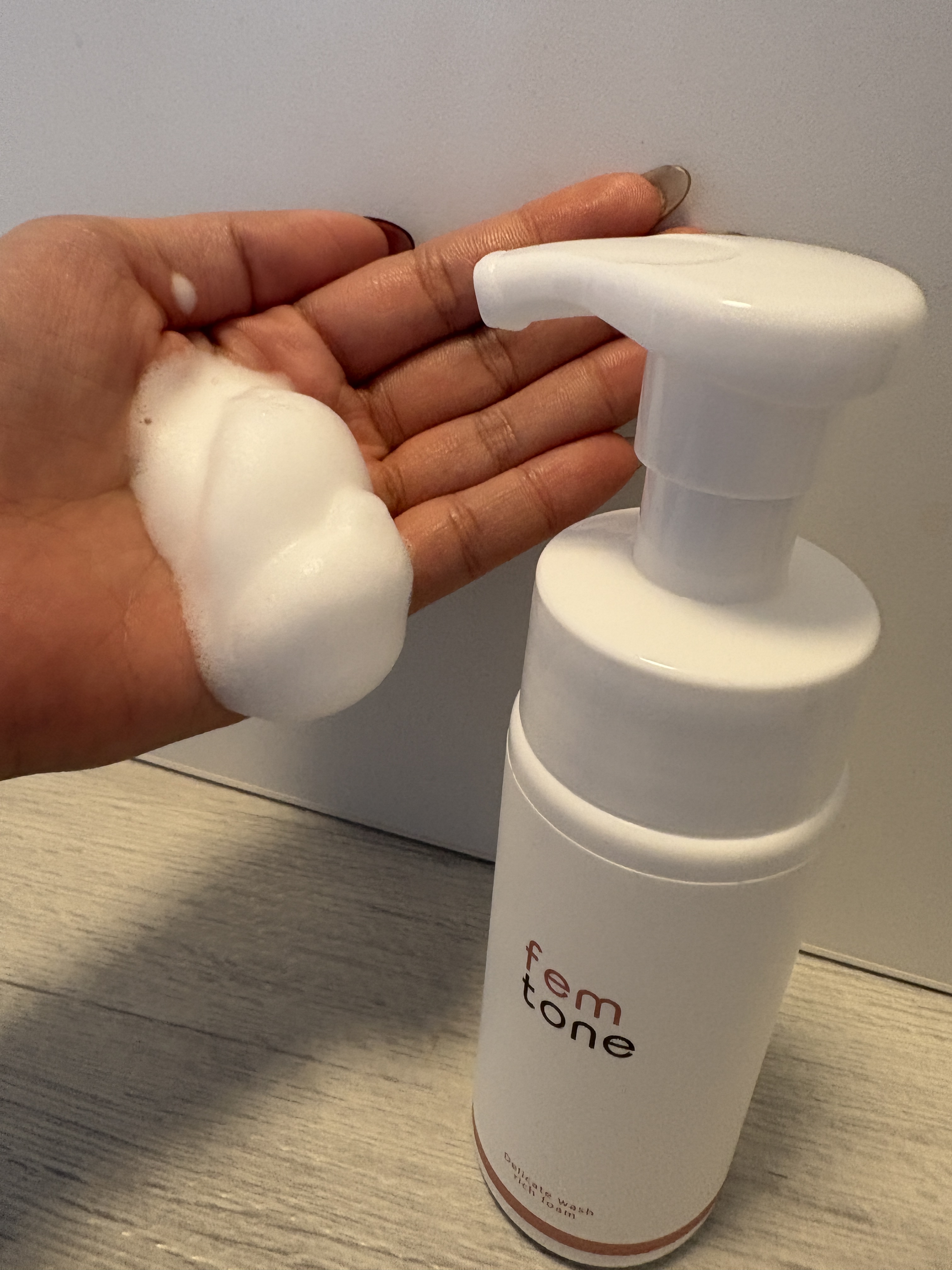 デリケートウォッシュ リッチフォーム/fem tone/デリケートゾーンケアを使ったクチコミ（2枚目）