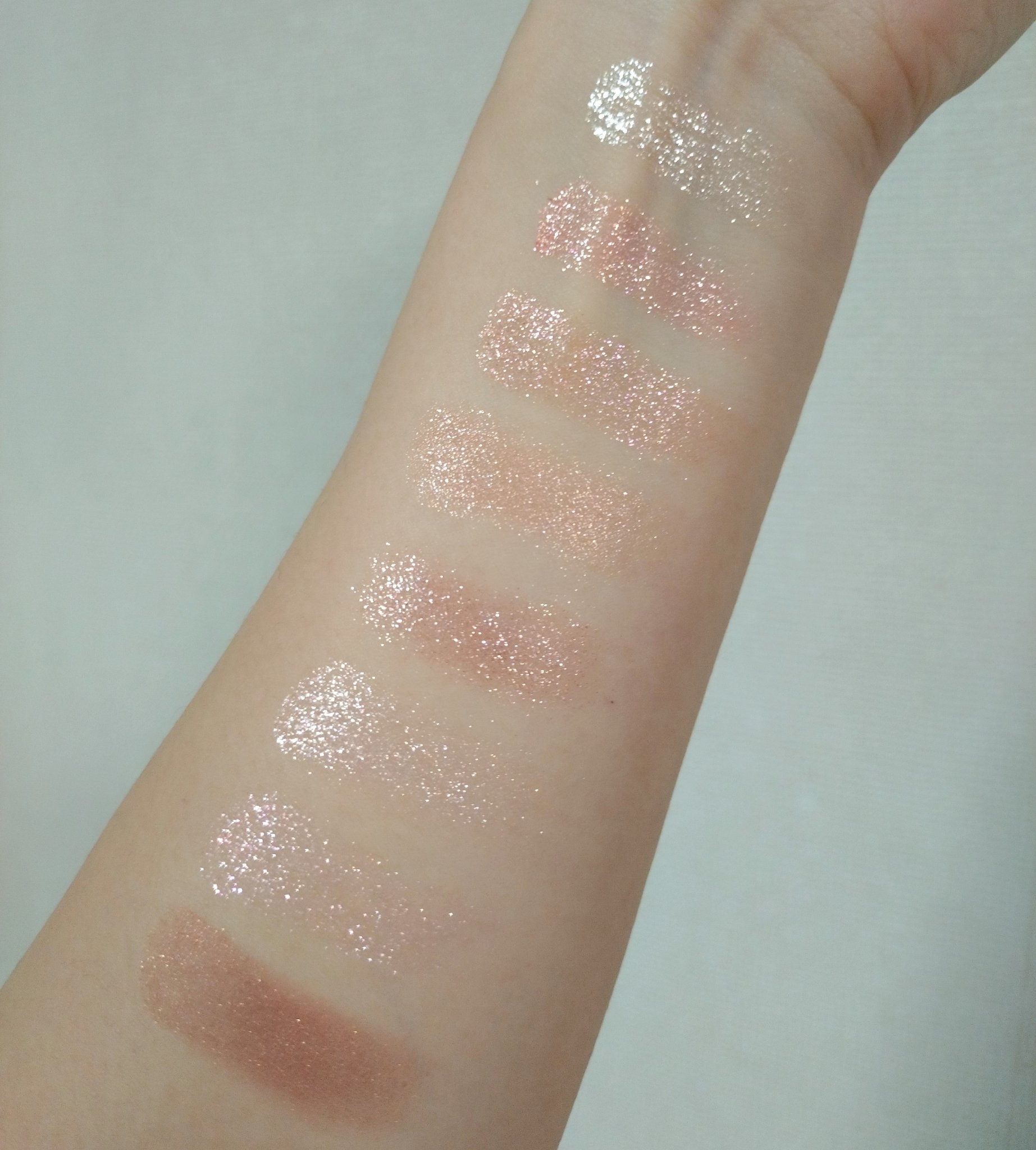 プティパレットアイズ（スパークリングタイプ）/キャンメイク/アイシャドウを使ったクチコミ（3枚目）