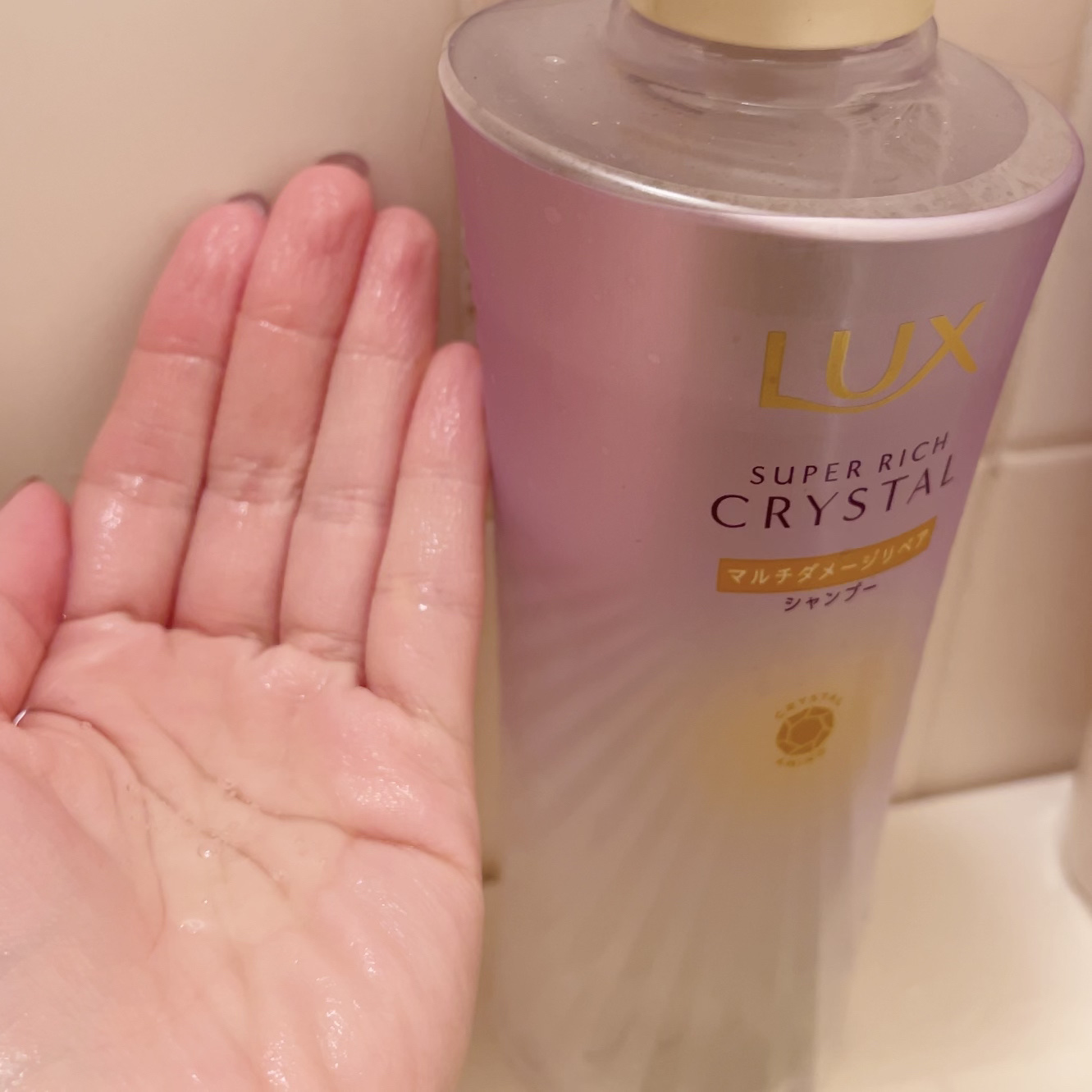 ラックス スーパーリッチクリスタル マルチダメージリペア ヘアオイル/LUX/ヘアオイルを使ったクチコミ（2枚目）