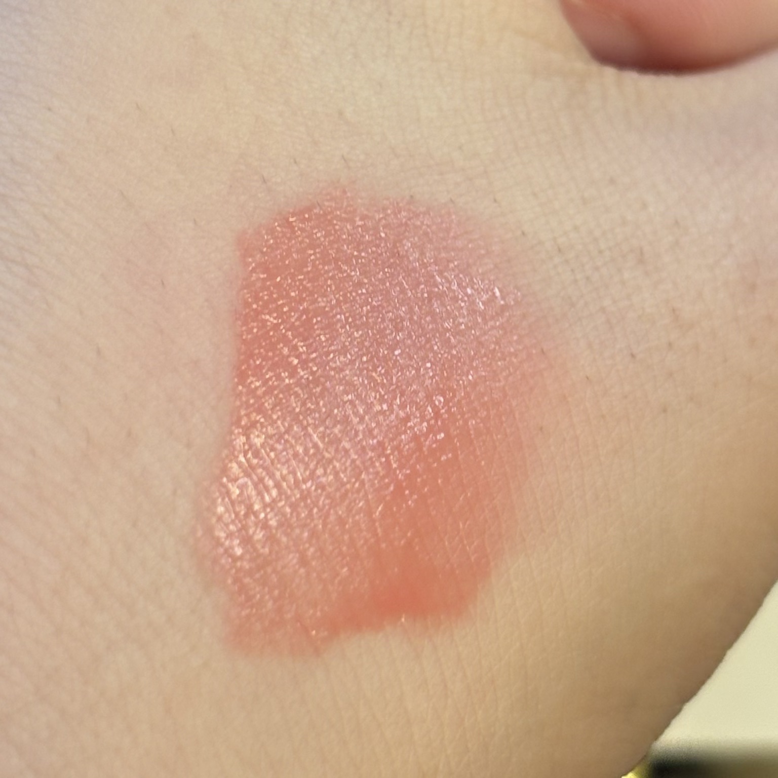 フィー ピンクオブセッションステイフィットティント/fwee/リップティントを使ったクチコミ（3枚目）