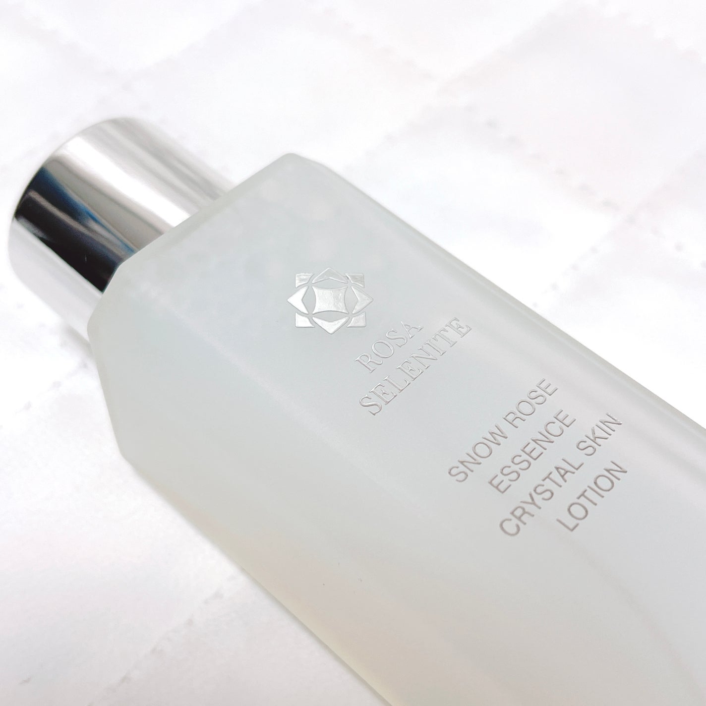ロサ セレナイト スノーローズ エッセンス クリスタルスキン ローション/ROSA FAYRE/化粧水を使ったクチコミ(2枚目)