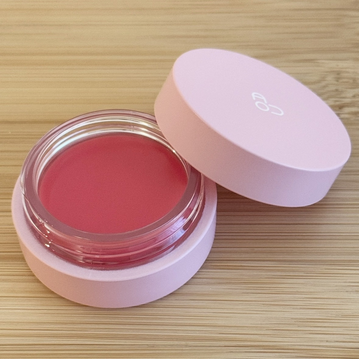 GLOWY TINT BALM/AOU/リップグロスを使ったクチコミ（2枚目）