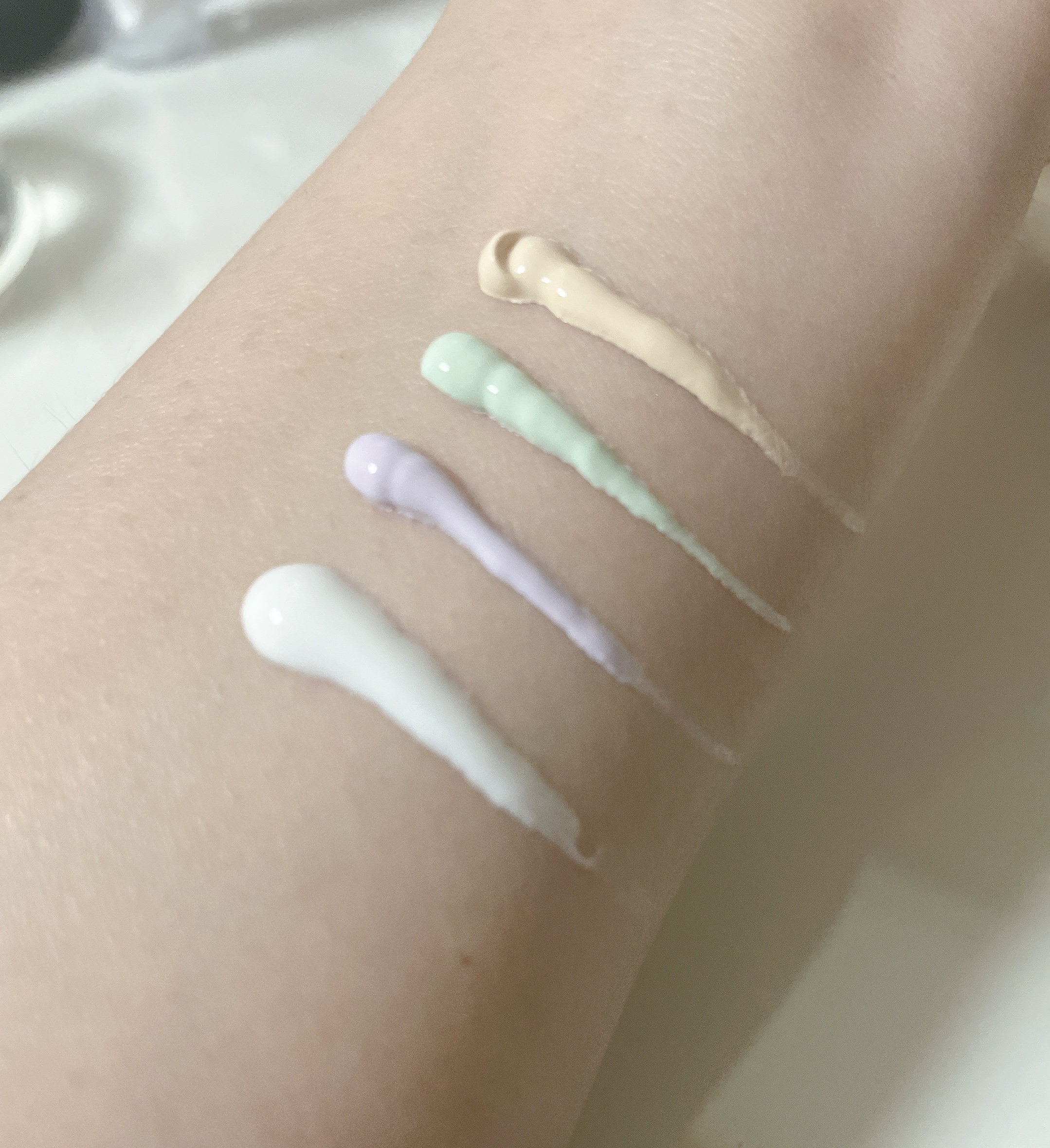 乾燥さん 保湿力スキンケア下地 カバータイプ/乾燥さん/化粧下地を使ったクチコミ（2枚目）