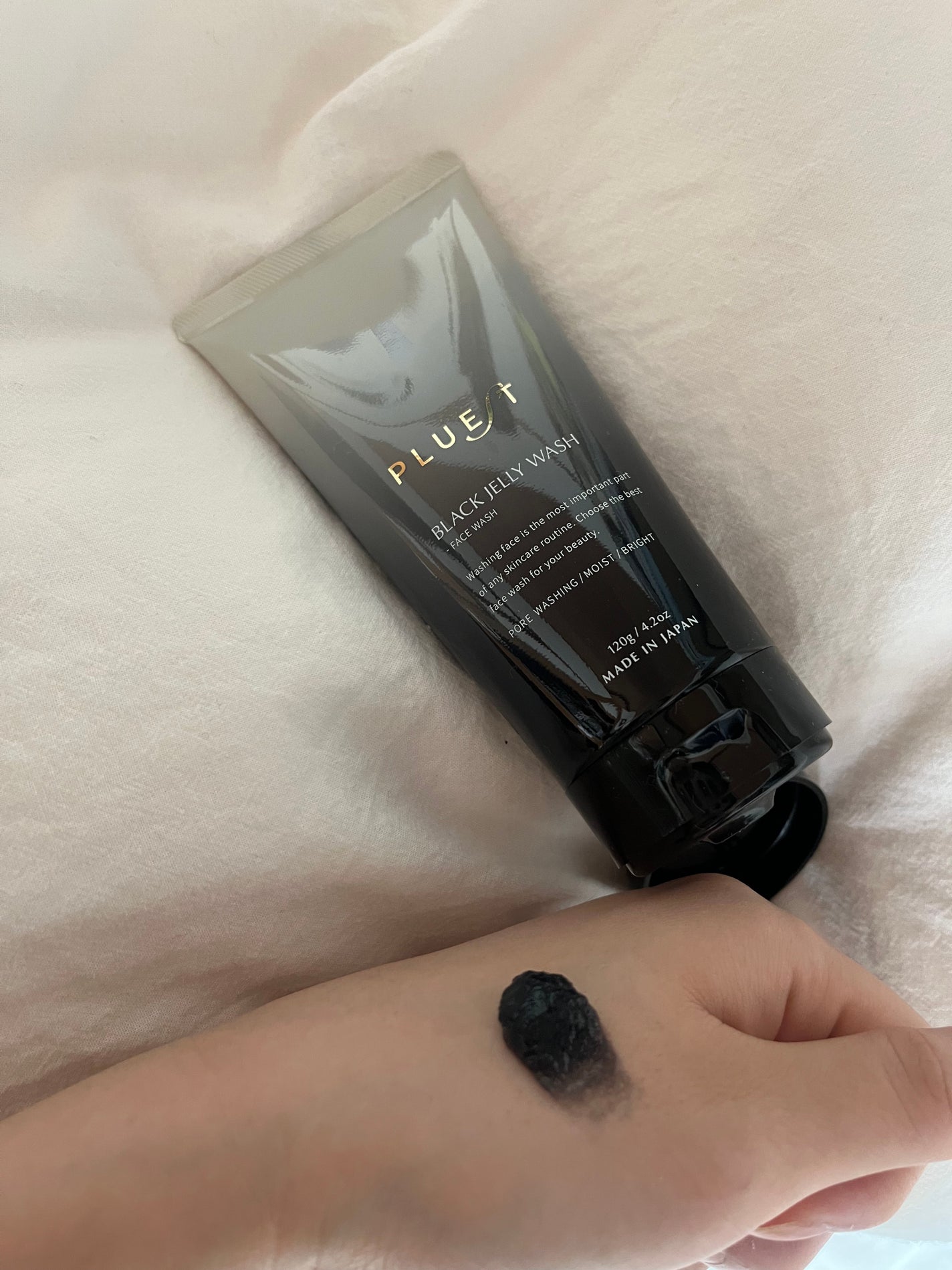 BLACK JELLY WASH(ブラックジェリーウォッシュ)/PLUEST/その他洗顔料を使ったクチコミ(1枚目)