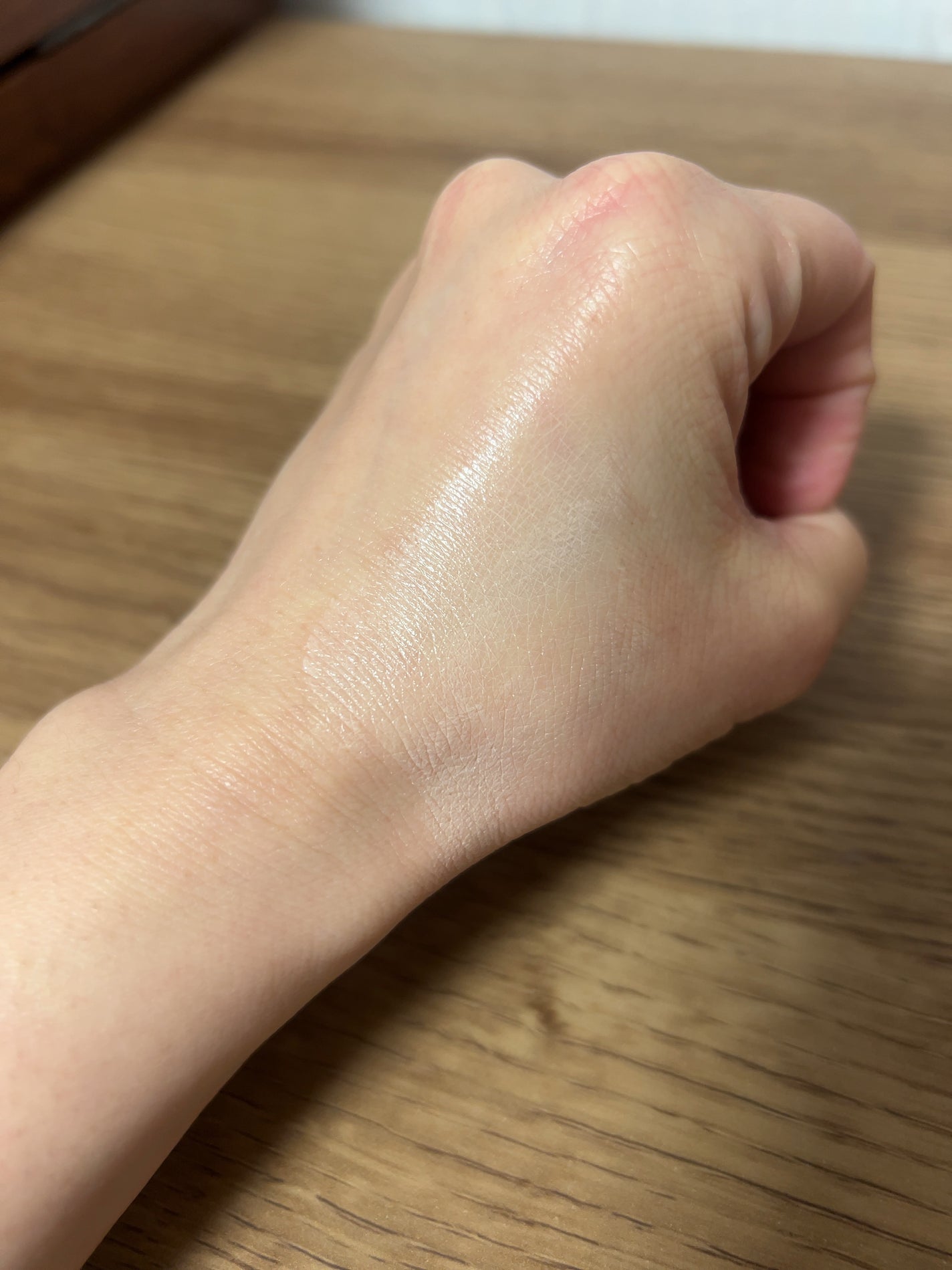 エモーションプルーフ アイ プライマー/TOM FORD BEAUTY/アイシャドウベースを使ったクチコミ(3枚目)