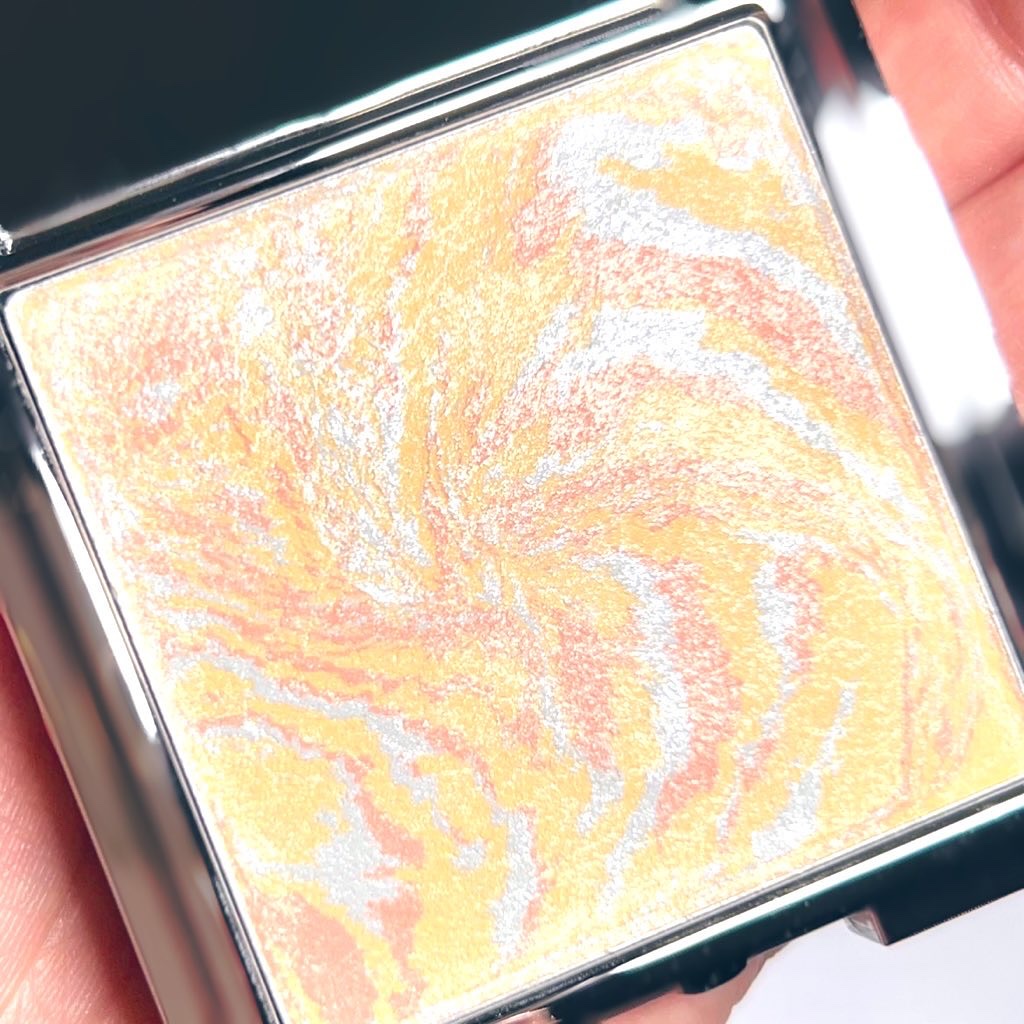 スキンルミナスハイライター/DEAR DAHLIA/パウダーハイライトを使ったクチコミ（1枚目）