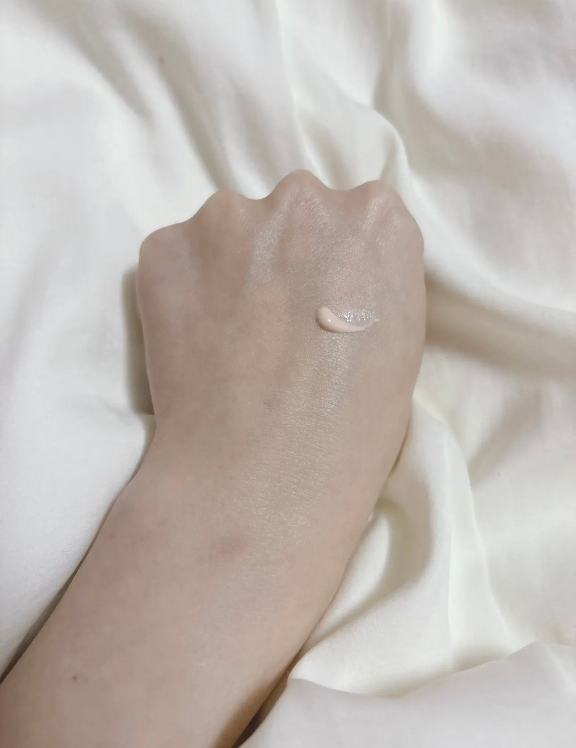 ダルバ ホワイトトリュフバイタルスプレーセラム/ダルバ/ミスト状化粧水を使ったクチコミ(3枚目)