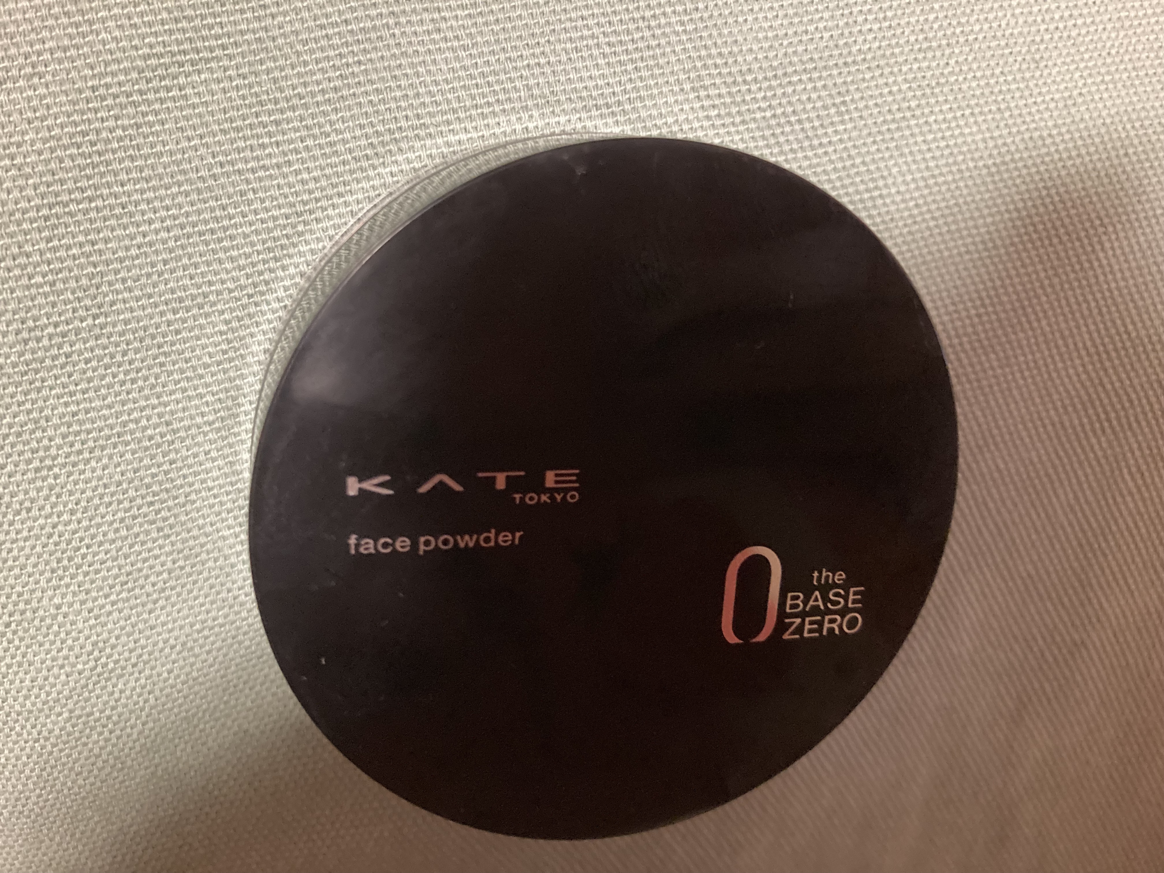 ケイト フェイスパウダーZ(オイルブロック)/KATE/ルースパウダーを使ったクチコミ（1枚目）