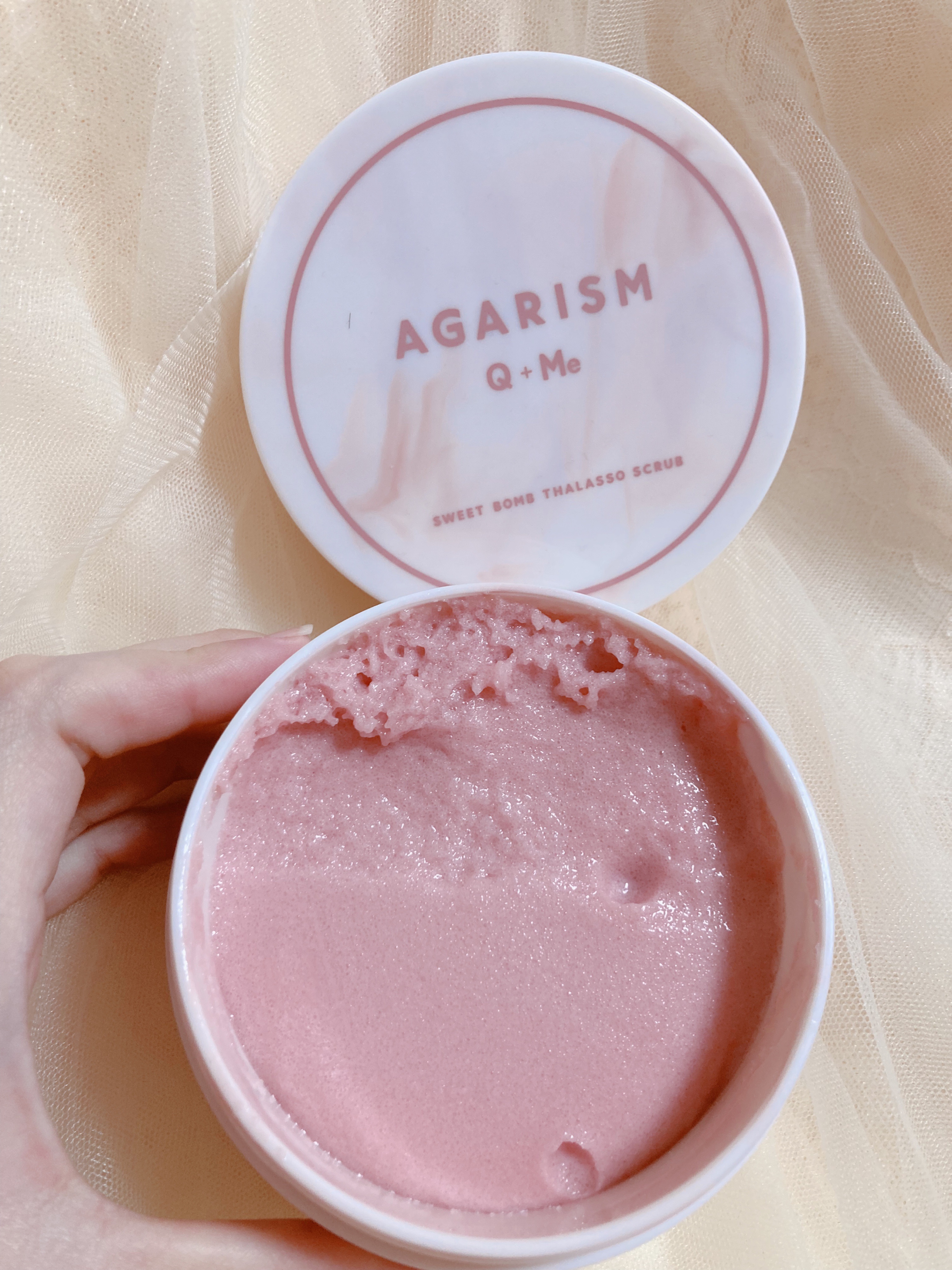 キューミースウィートボムタラソスクラブ　ピオニーブーケの香り/AGARISM/ボディスクラブを使ったクチコミ（2枚目）