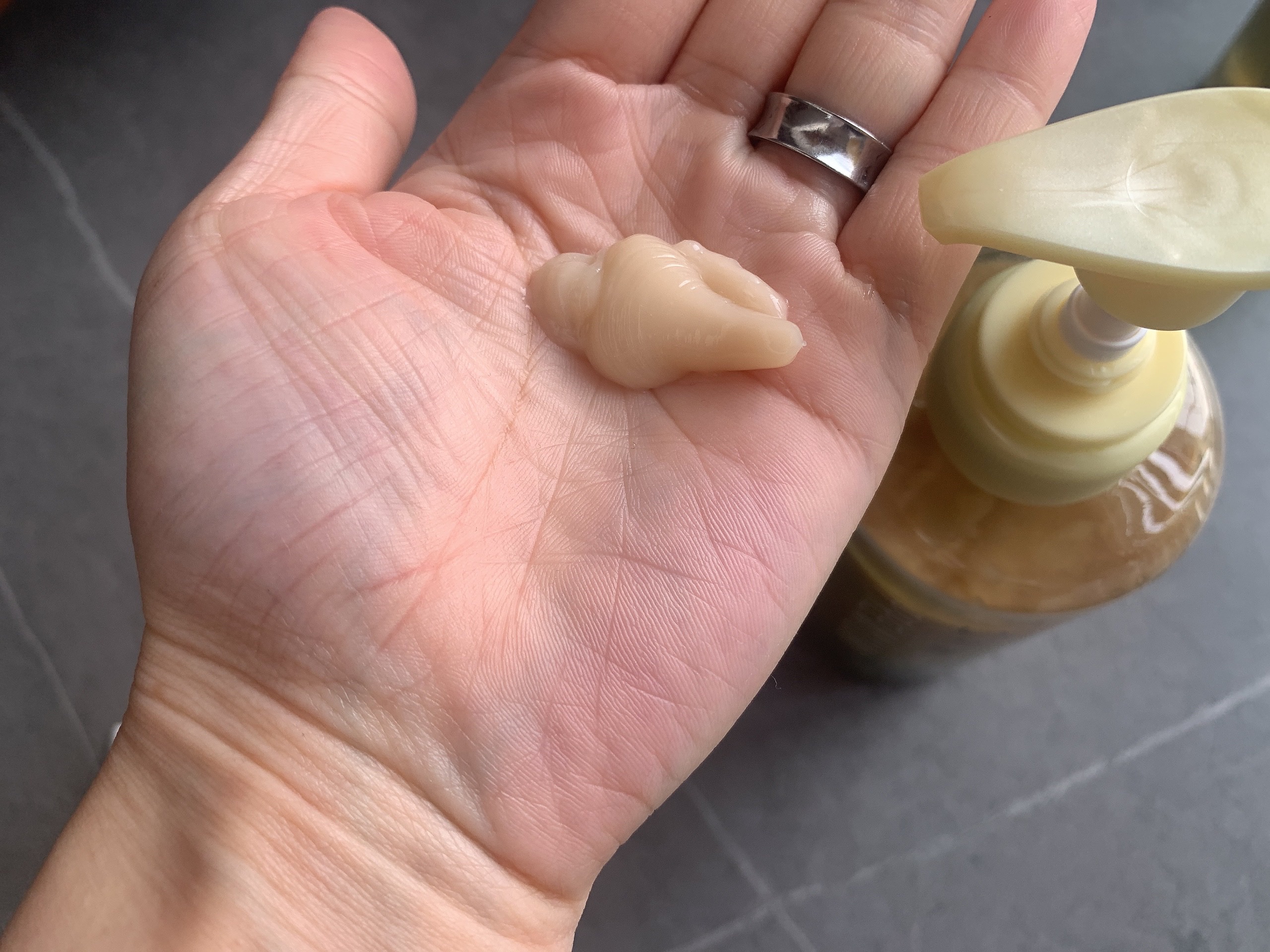 THE PREMIUM エクストラダメージケアシャンプー／トリートメント（シャイニーモイスト）/いち髪/市販シャンプーを使ったクチコミ（3枚目）