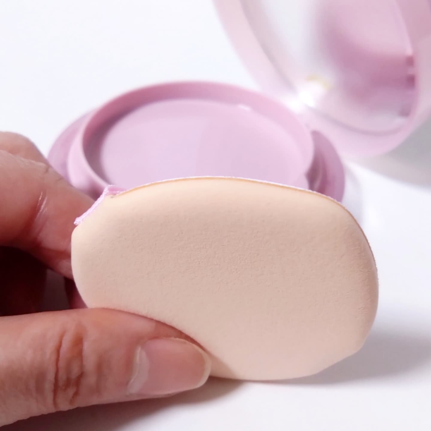 コンシャス フィット クッション ファンデーション/moonshot/クッションファンデーションを使ったクチコミ（3枚目）