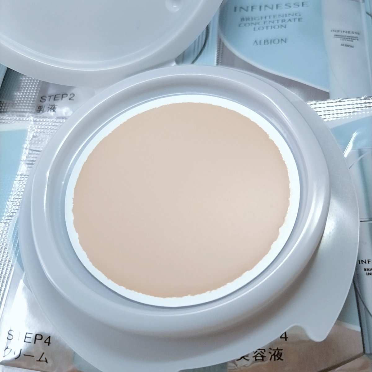 アルビオンスタジオ ファイン シルキークォーツ/ALBION/ルースパウダーを使ったクチコミ（3枚目）