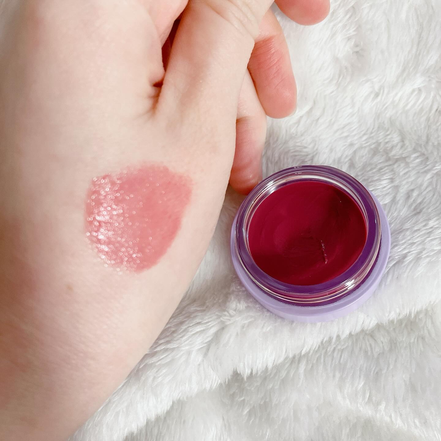 GLOWY TINT BALM/AOU/リップグロスを使ったクチコミ（2枚目）