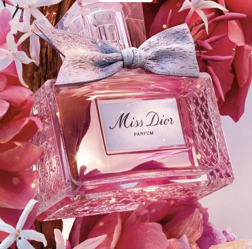 ミス ディオール パルファン ミス ディオール パルファン/Dior/香水(レディース)を使ったクチコミ（3枚目）