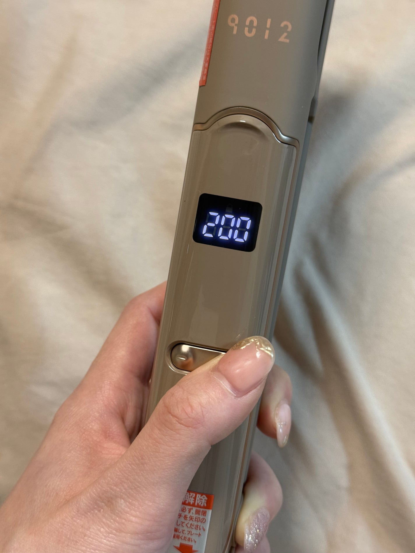 9012 イオンストレートアイロン/クレイツ/ストレートアイロンを使ったクチコミ(4枚目)