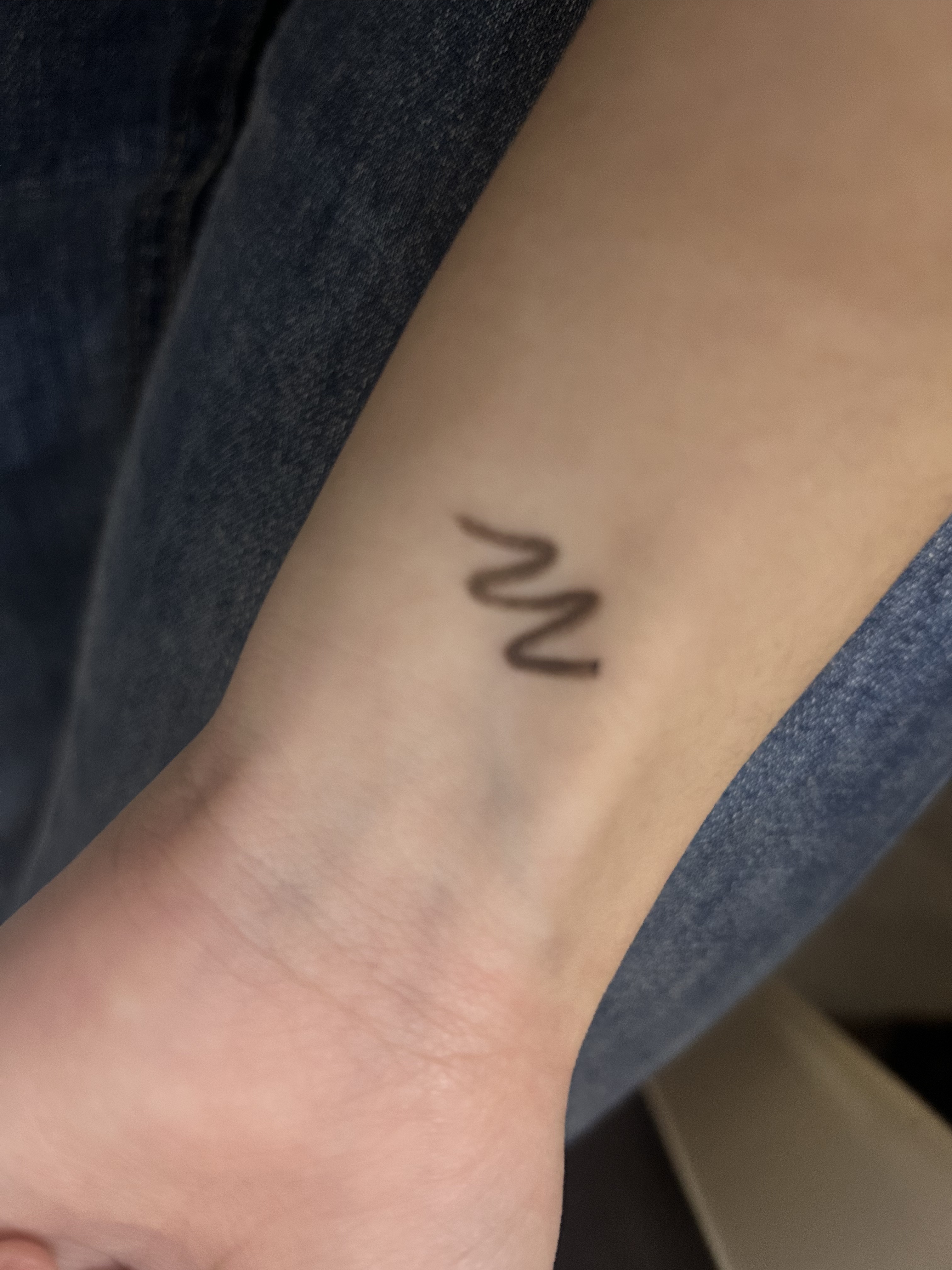 「密着アイライナー」極細クリームペンシル/デジャヴュ/ペンシルアイライナーを使ったクチコミ（3枚目）