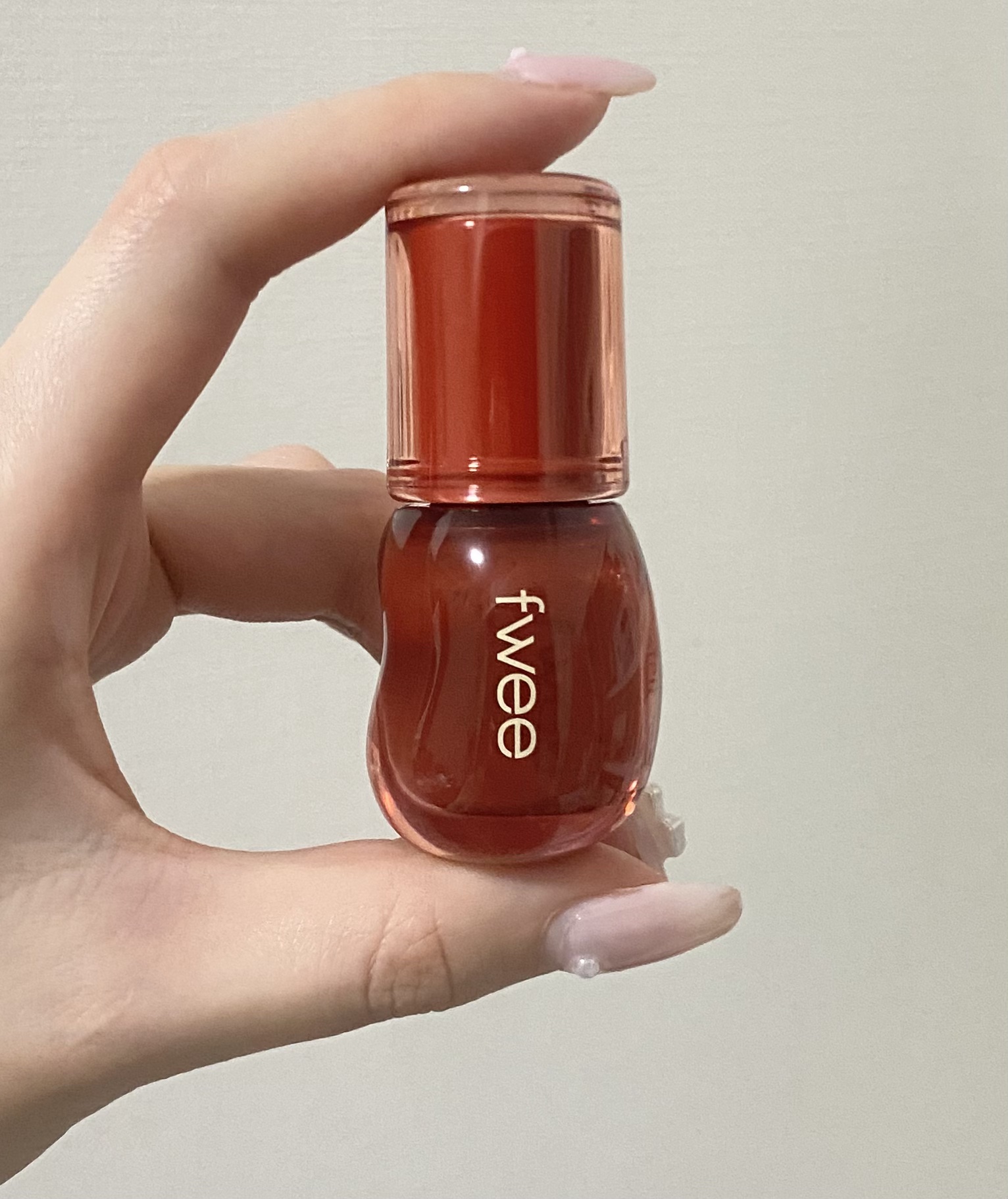 フィー 3Dボリューミンググロス/fwee/リップグロスを使ったクチコミ（1枚目）