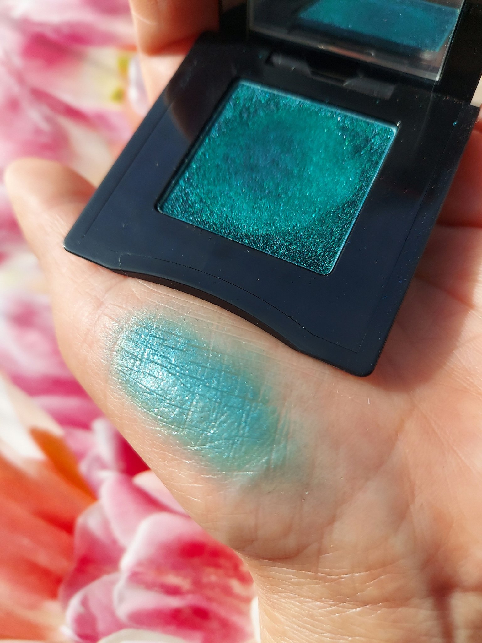 ポップ パウダージェル アイシャドウ/SHISEIDO/単色アイシャドウを使ったクチコミ（2枚目）