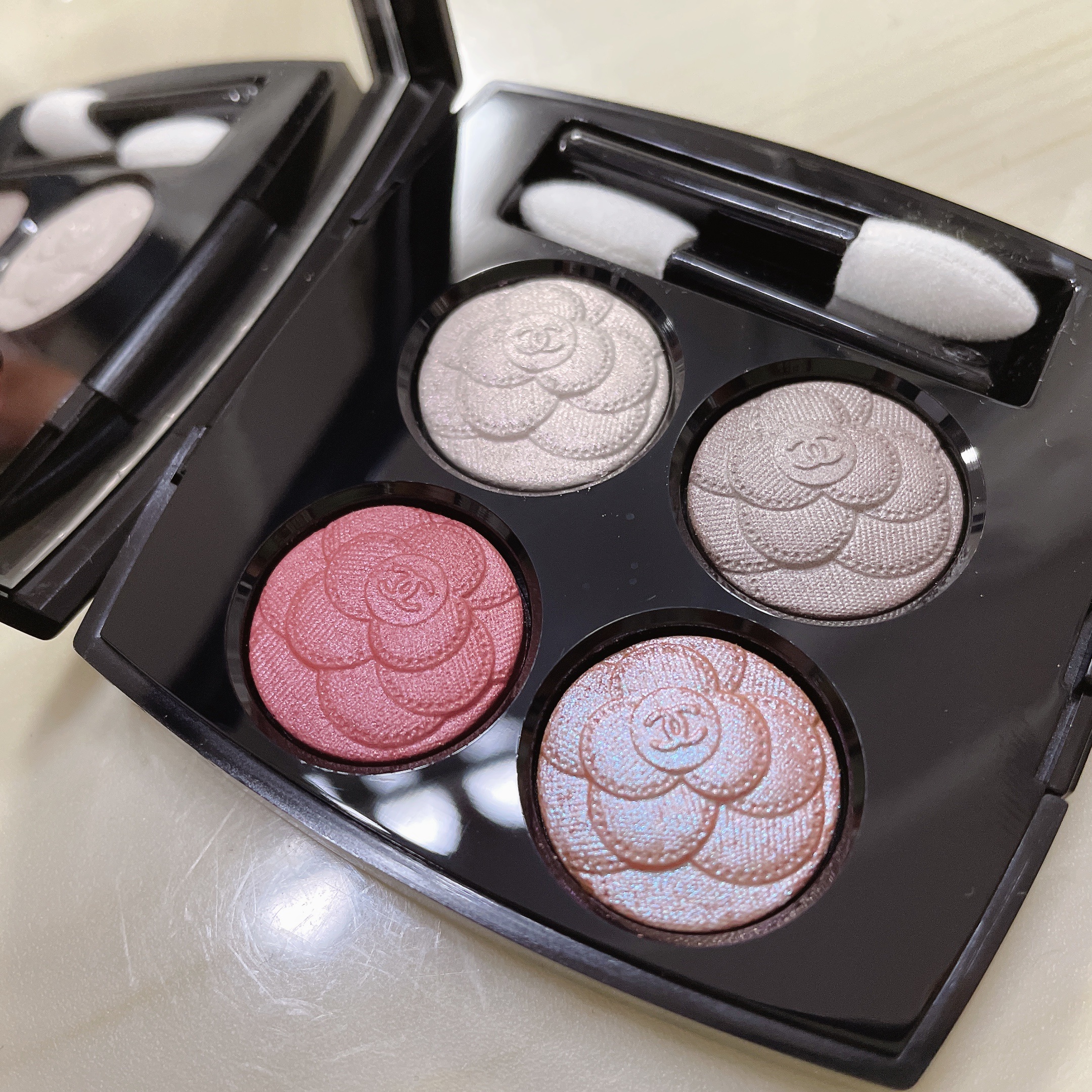 レ キャトル オンブル/CHANEL/アイシャドウパレットを使ったクチコミ（1枚目）