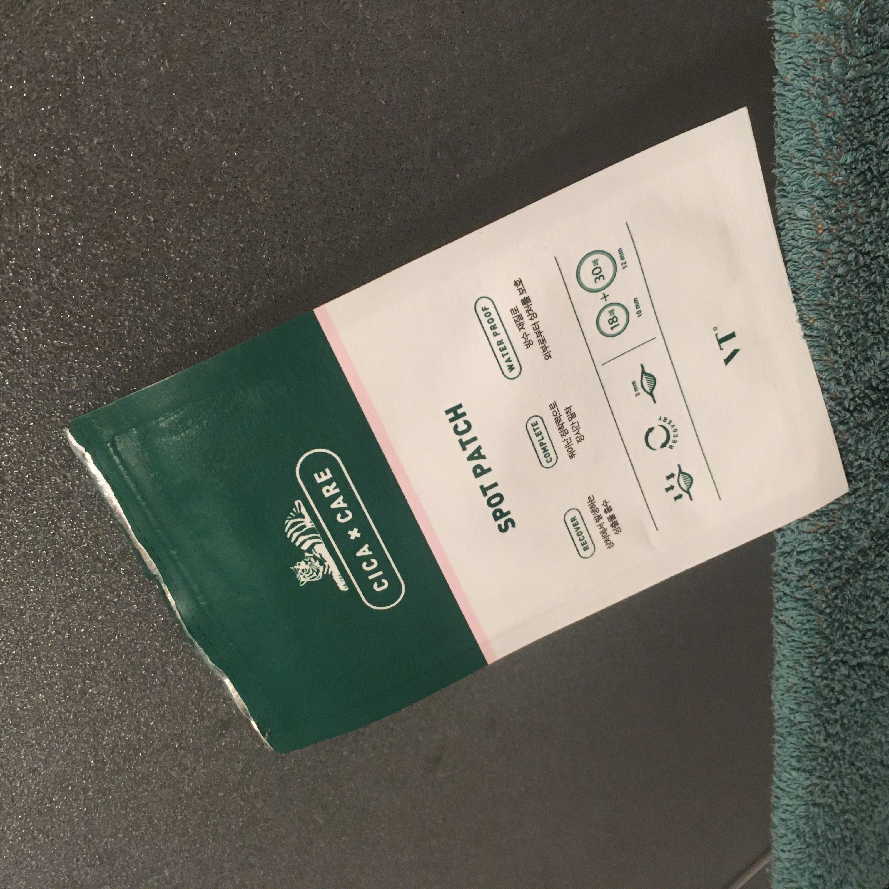 プロCICA クリアスポットパッチ/VT/その他スキンケアを使ったクチコミ（1枚目）