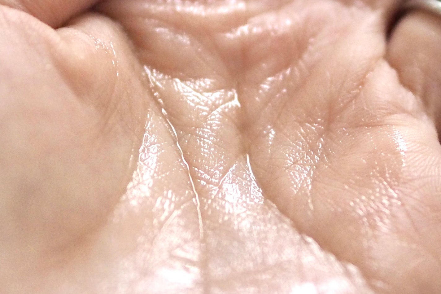 フィックス メイクアップ N/CLARINS/ミスト状化粧水を使ったクチコミ(6枚目)