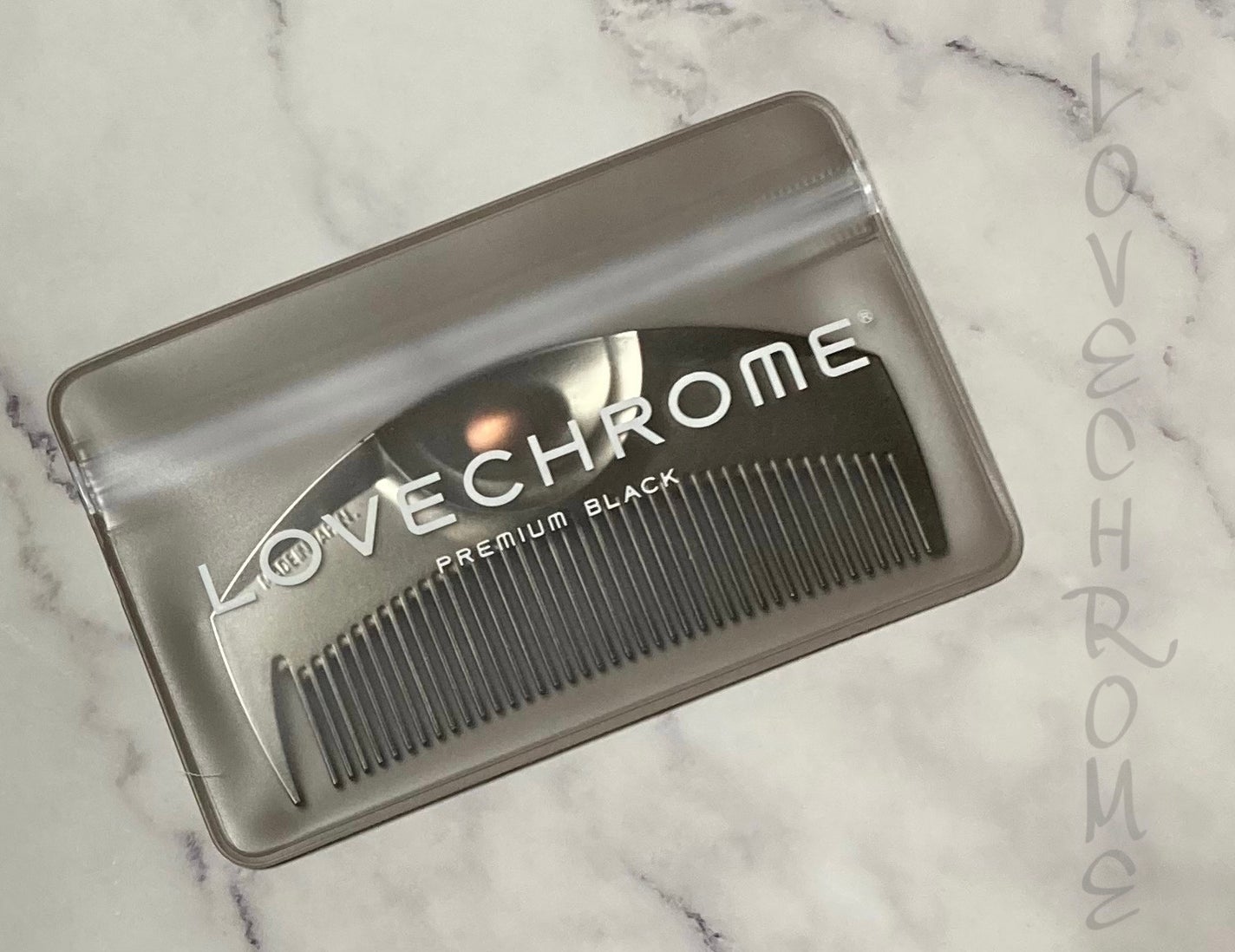 PG ツキ プレミアムブラック/LOVECHROME/ヘアコームを使ったクチコミ(1枚目)