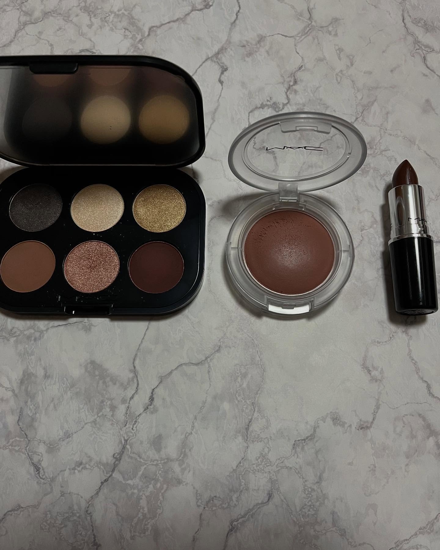 グロープレイ クッショニー ブラッシュ/M・A・C/ジェル・クリームチークを使ったクチコミ（1枚目）