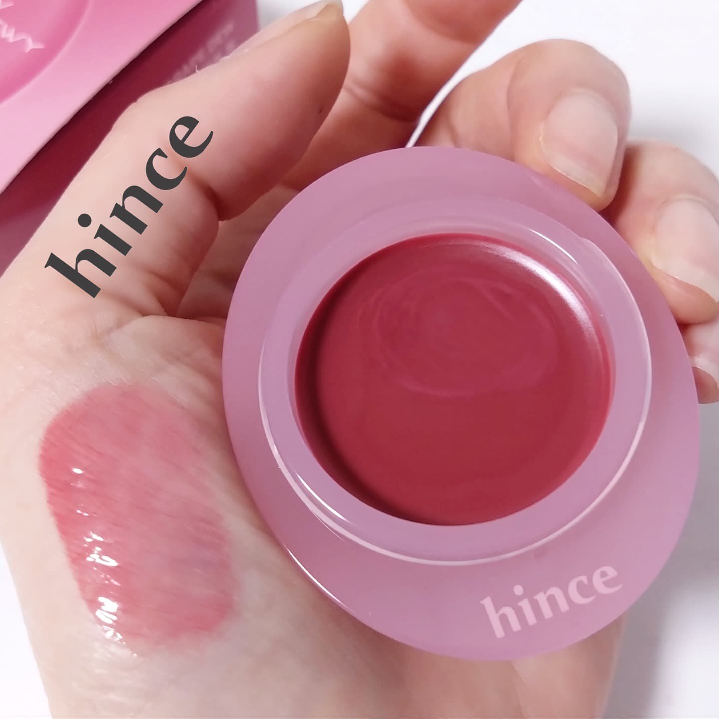 ロウグロウデューイーボール/hince/リップバームを使ったクチコミ（1枚目）