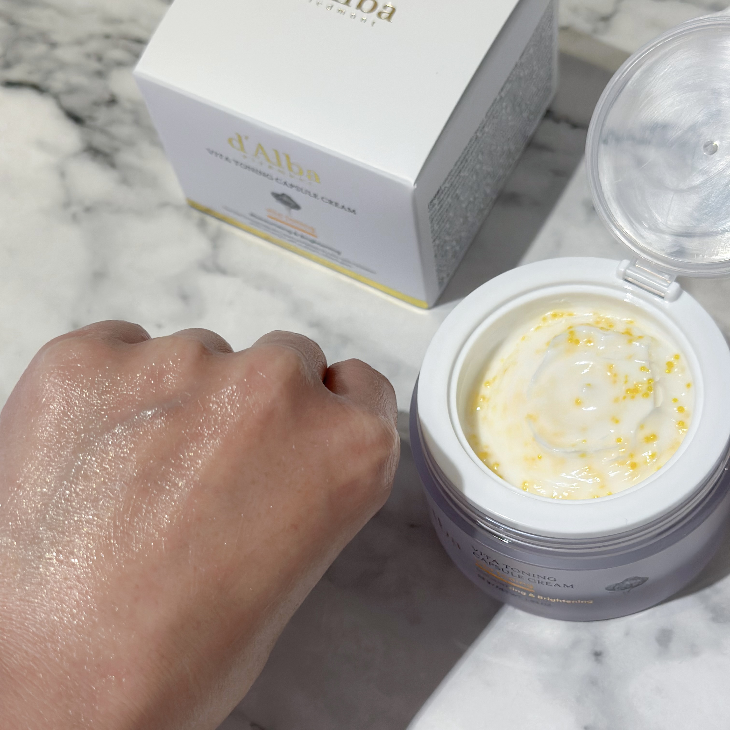 ビタトーニングカプセルクリーム/ダルバ/フェイスクリームを使ったクチコミ（3枚目）