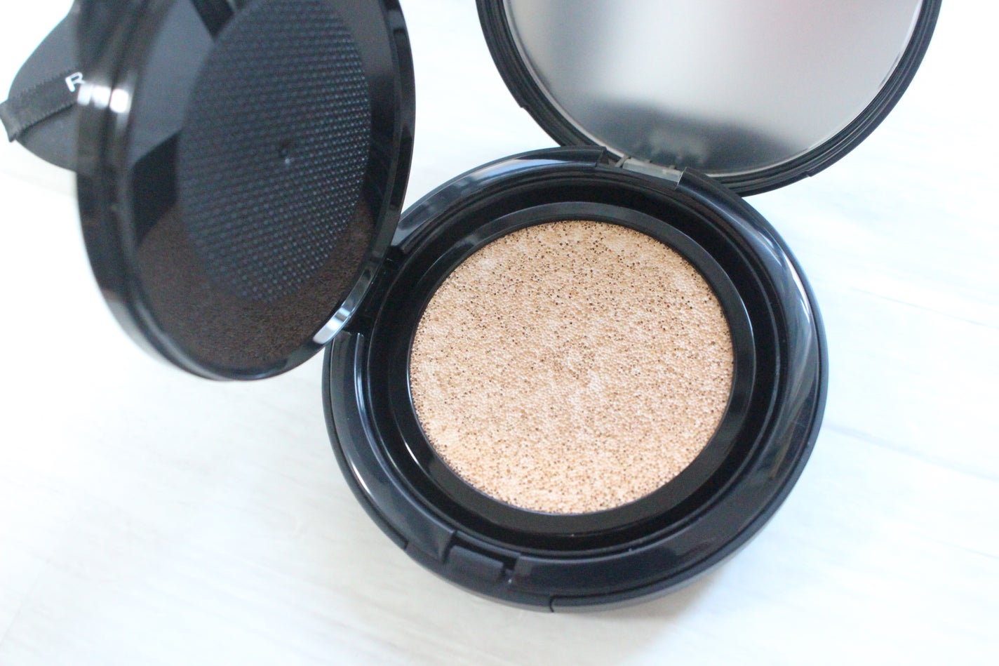 レブロン カラーステイ ロングウェア UV クッション ファンデーション/REVLON/クッションファンデーションを使ったクチコミ(3枚目)