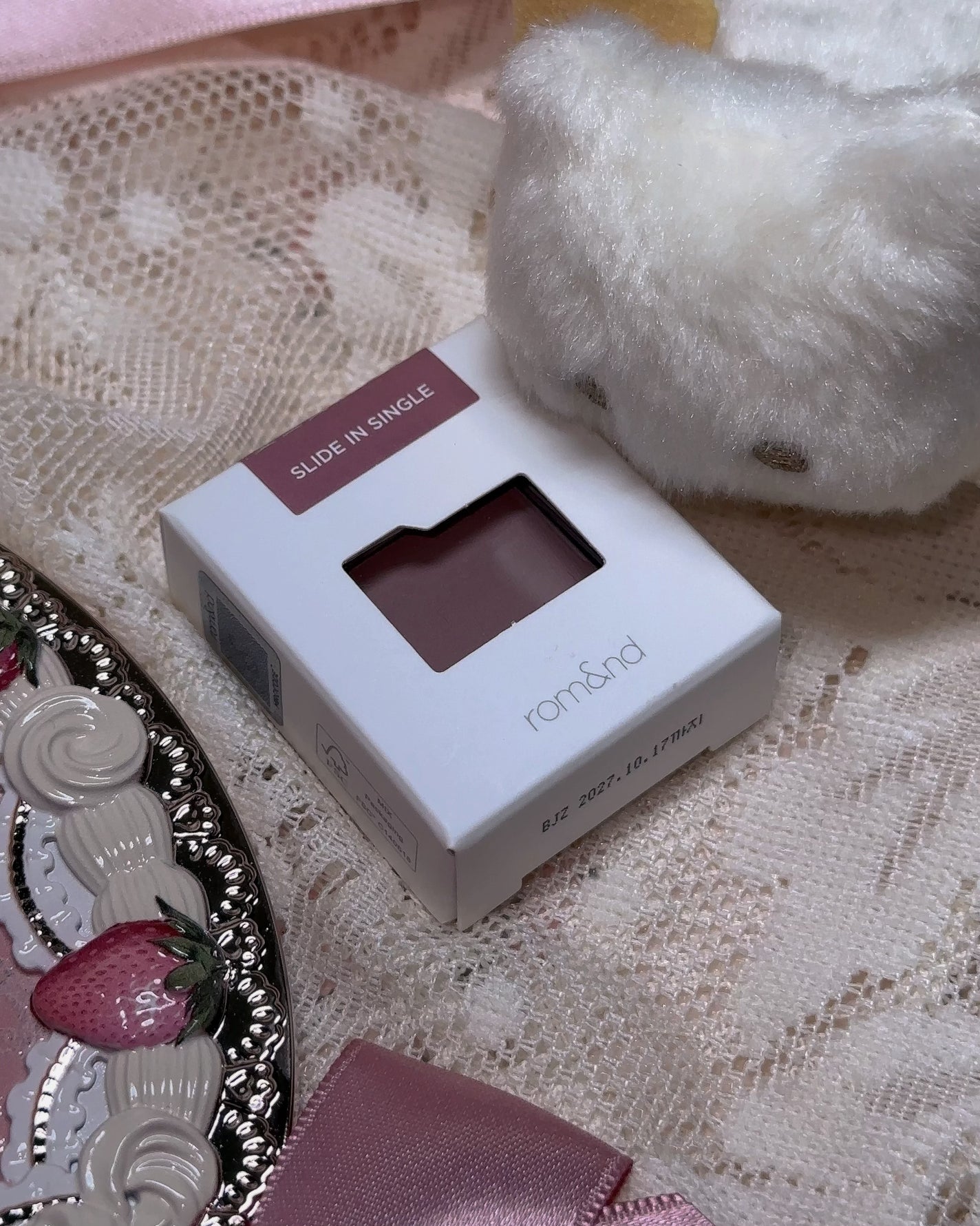 スライドインシングル/rom&nd/単色アイシャドウを使ったクチコミ(5枚目)