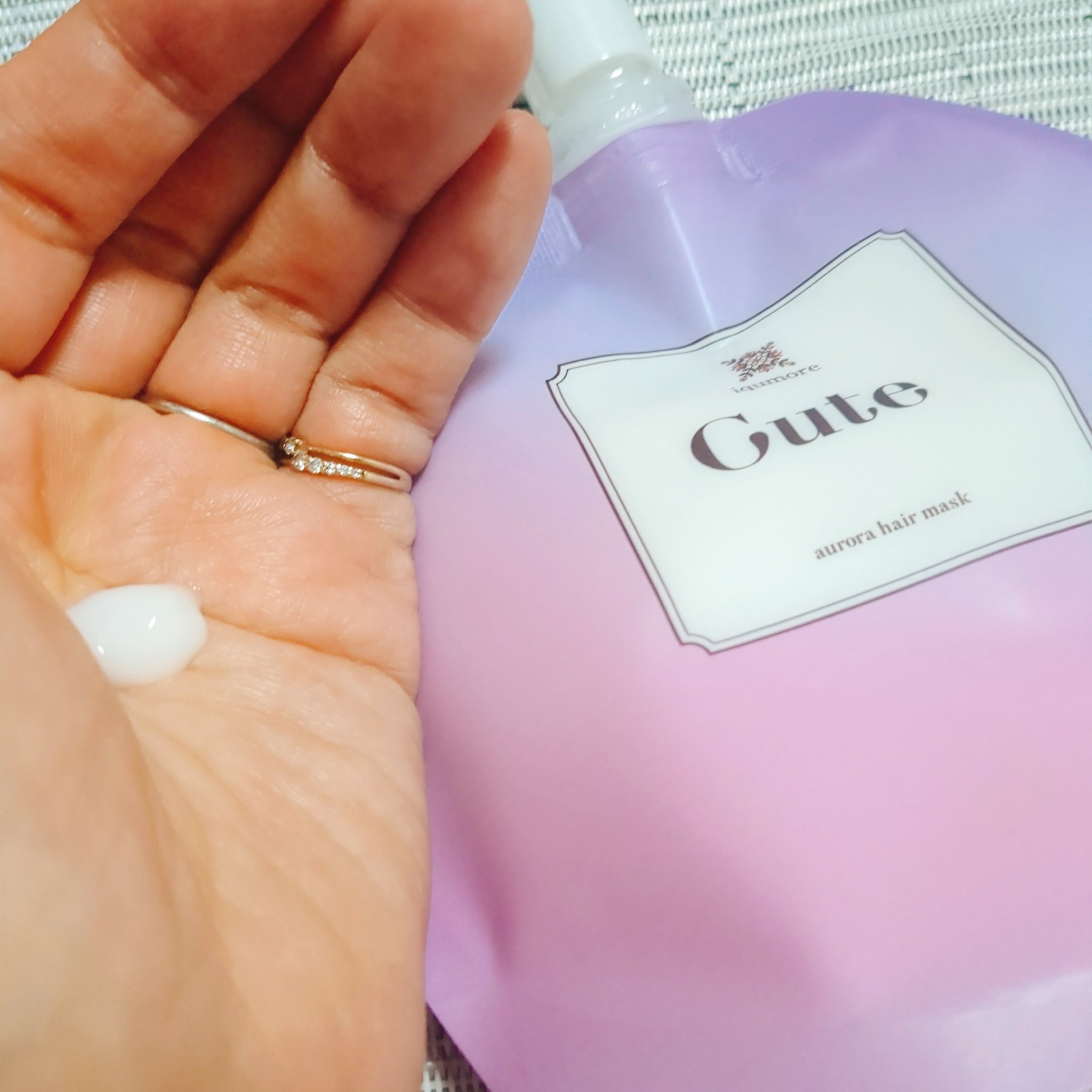 キュートヘアケアエッセンス/iqumore/頭皮ローションを使ったクチコミ（3枚目）