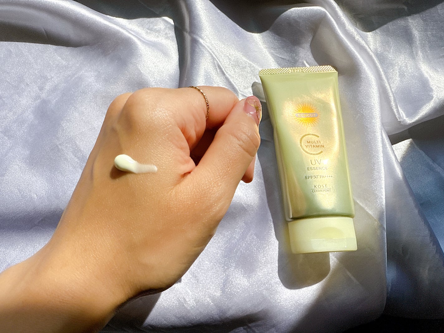 サンカットR マルチビタミンUV エッセンス/サンカット®/日焼け止めクリームを使ったクチコミ(3枚目)