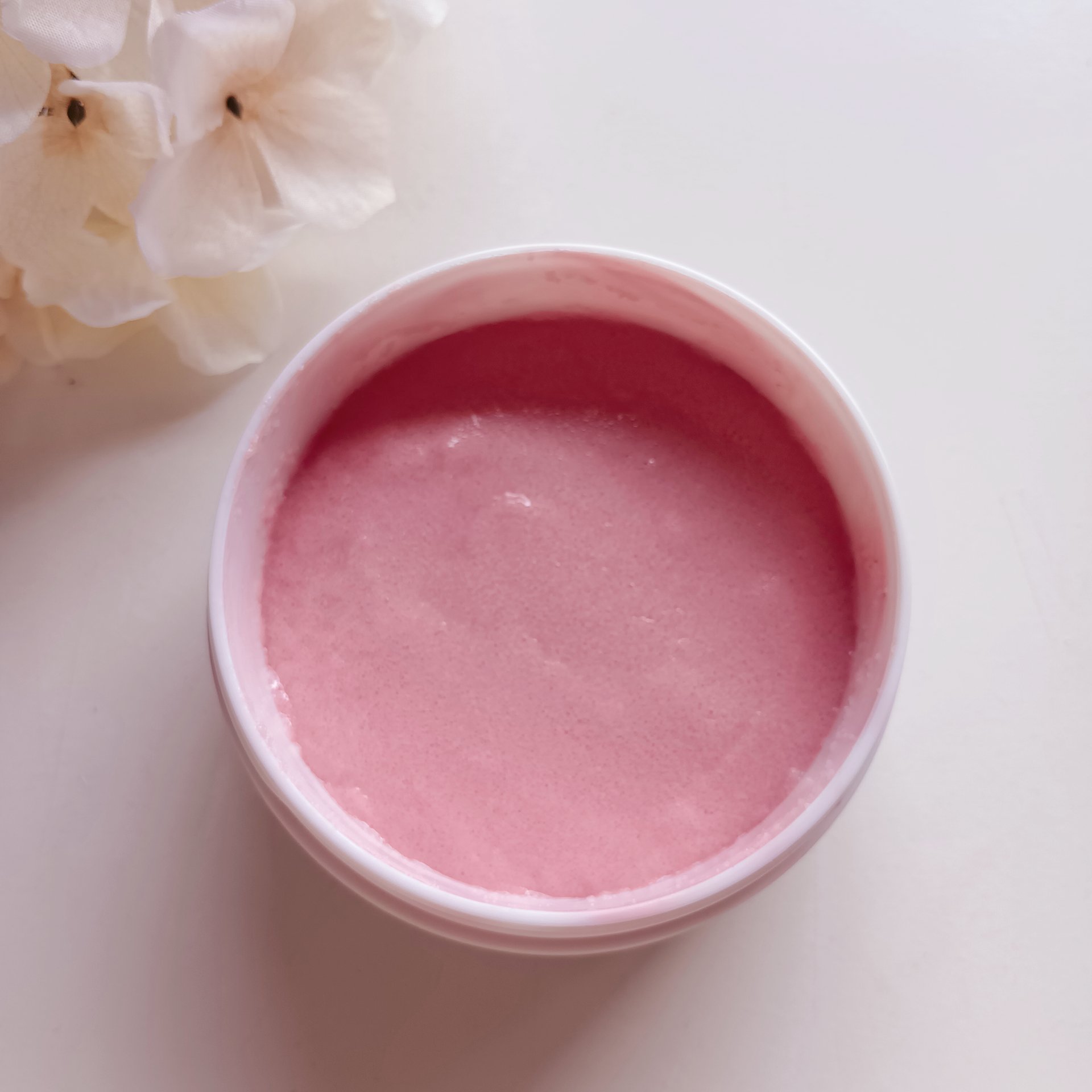 キューミースウィートボムタラソスクラブ　ピオニーブーケの香り/AGARISM/ボディスクラブを使ったクチコミ（2枚目）