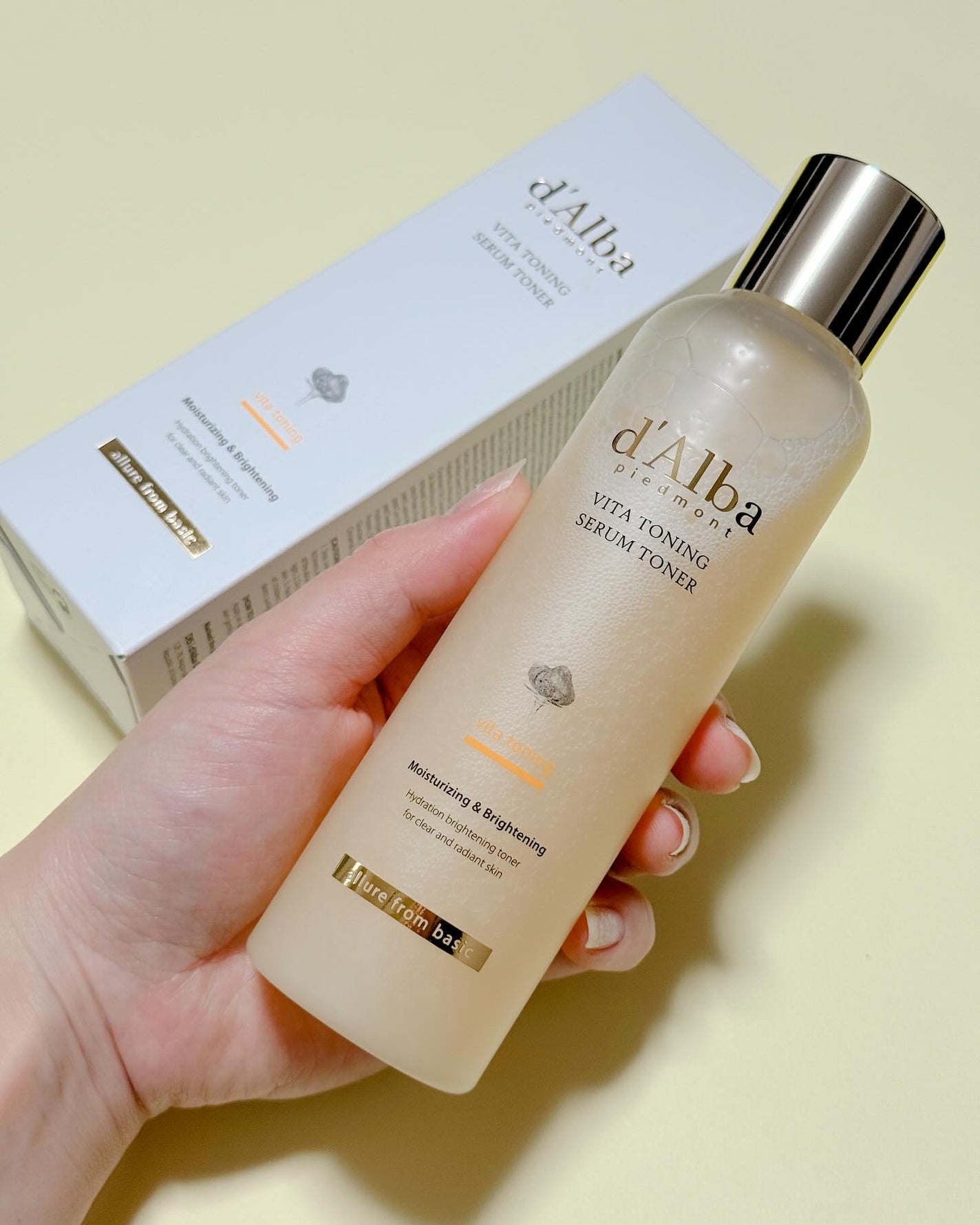 MOON on LIPS 「💛✨💛✨💛✨d'Albaビタトーニングセラムトナーくすみがちな..」(4枚目)