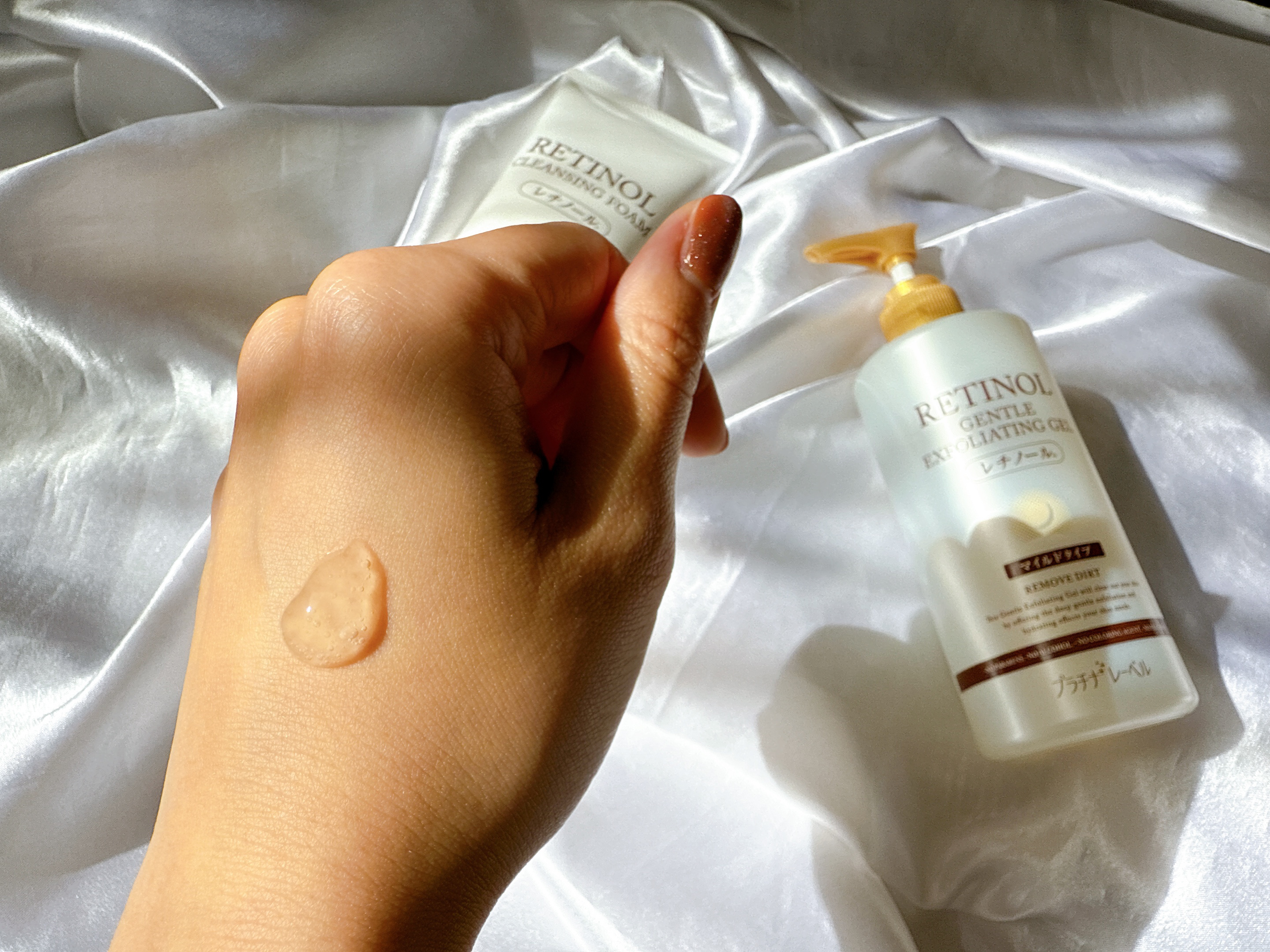 プラチナレーベル　レチノール(＊2)配合ピーリングジェル/プラチナレーベル/ピーリングを使ったクチコミ（2枚目）