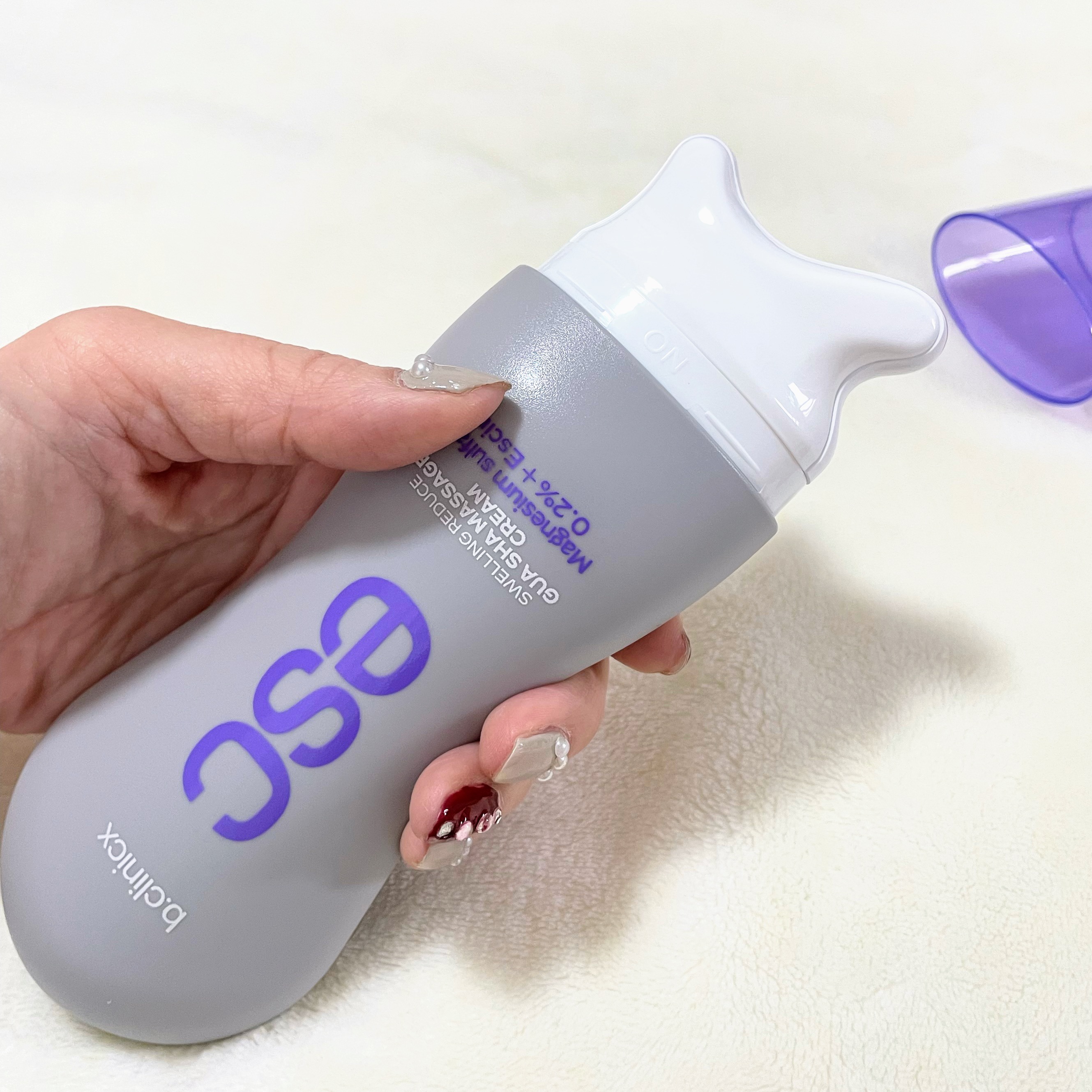 マグネシウムプラスエスシン ボディー かっさ マッサージ クリーム/b.clinicx/ボディクリームを使ったクチコミ（2枚目）