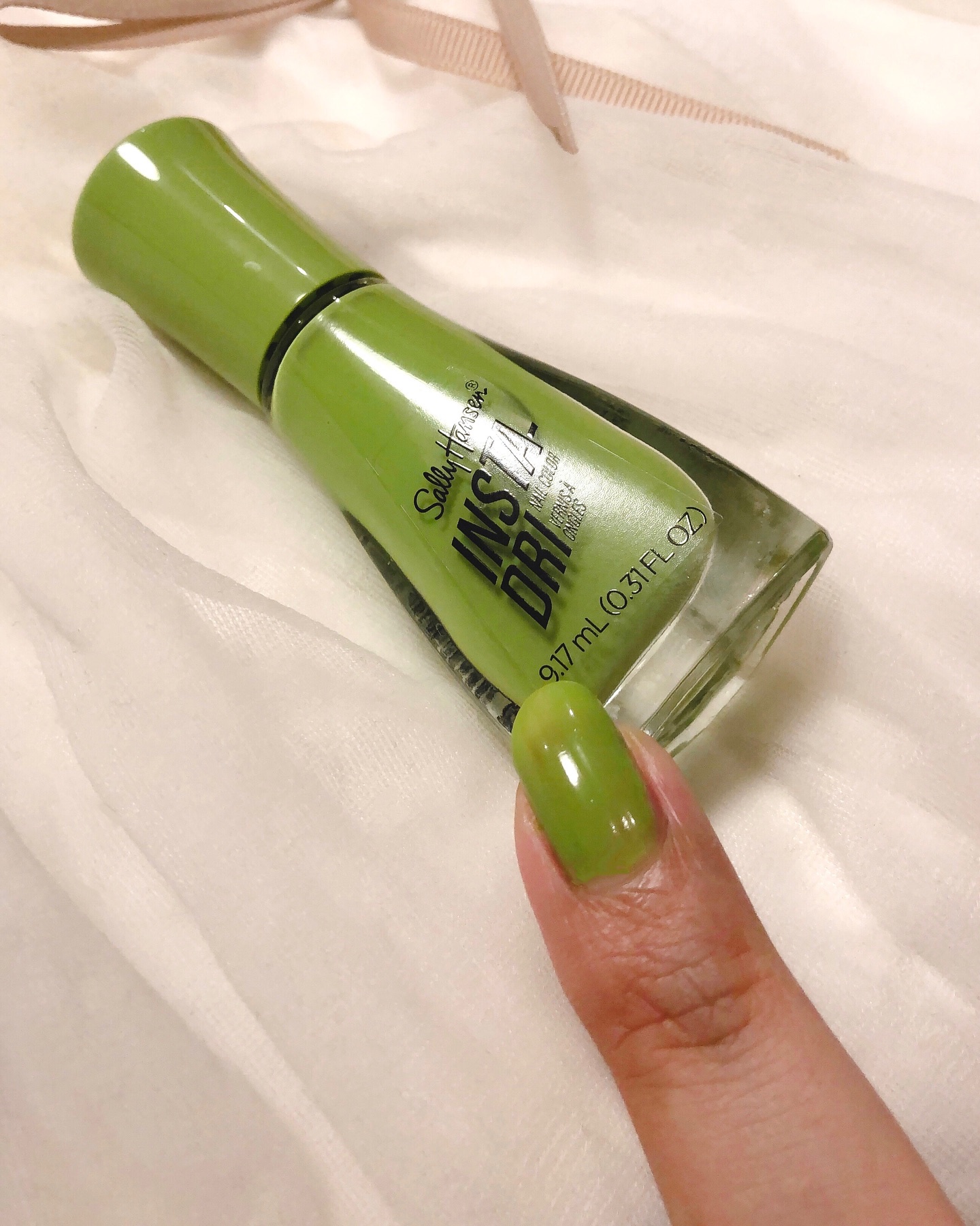 インスタドライ ネイルカラー/サリーハンセン/オールインワンネイルを使ったクチコミ（3枚目）