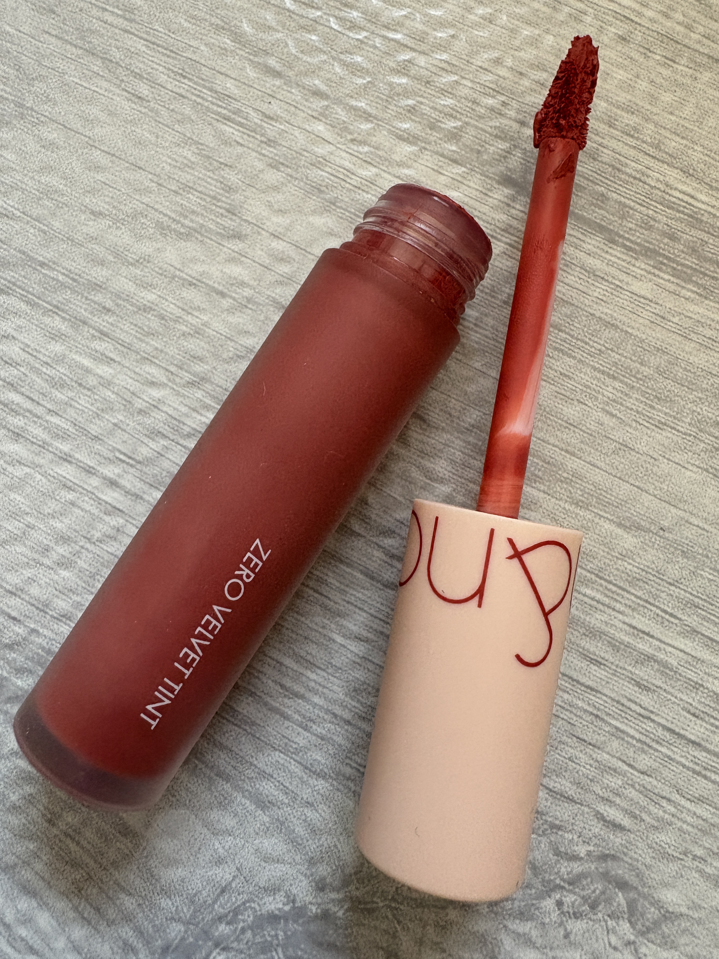 ゼロベルベットティント/rom&nd/リップティントを使ったクチコミ（1枚目）