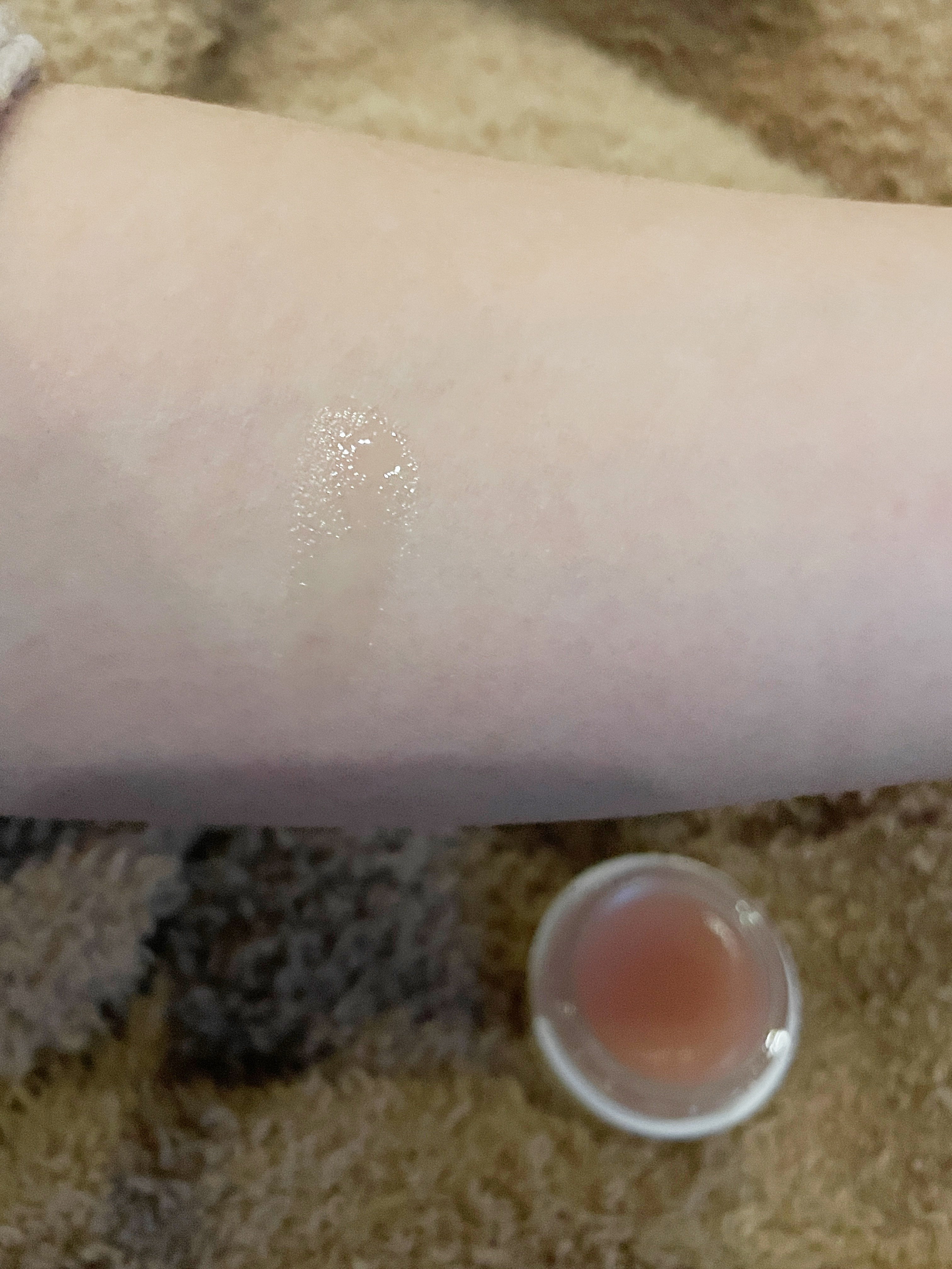 GLOWY TINT BALM/AOU/リップグロスを使ったクチコミ（3枚目）